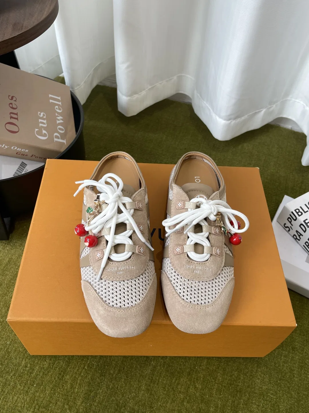 LV 27FW BXZUBKP 003 운동화