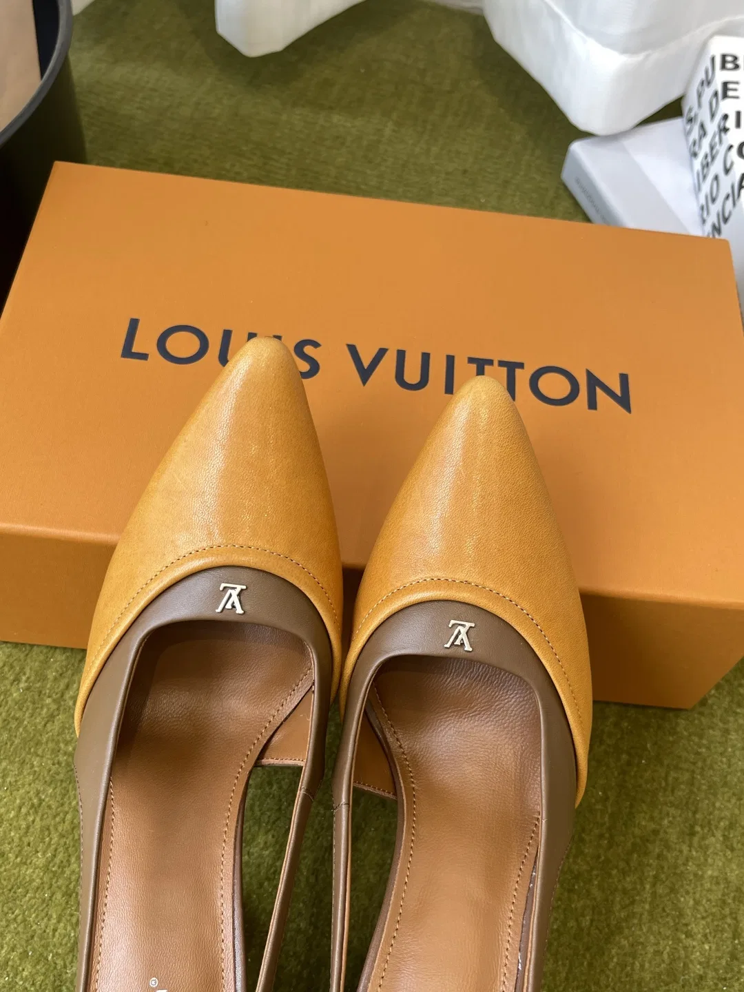 LV 27FW BXZUBKP 005 구두 6