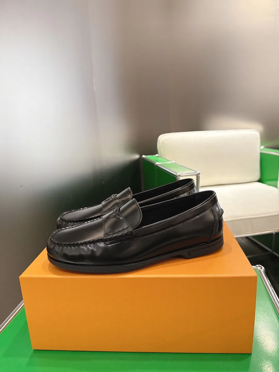 LV 27FW BXZUBKP 007 로퍼 4