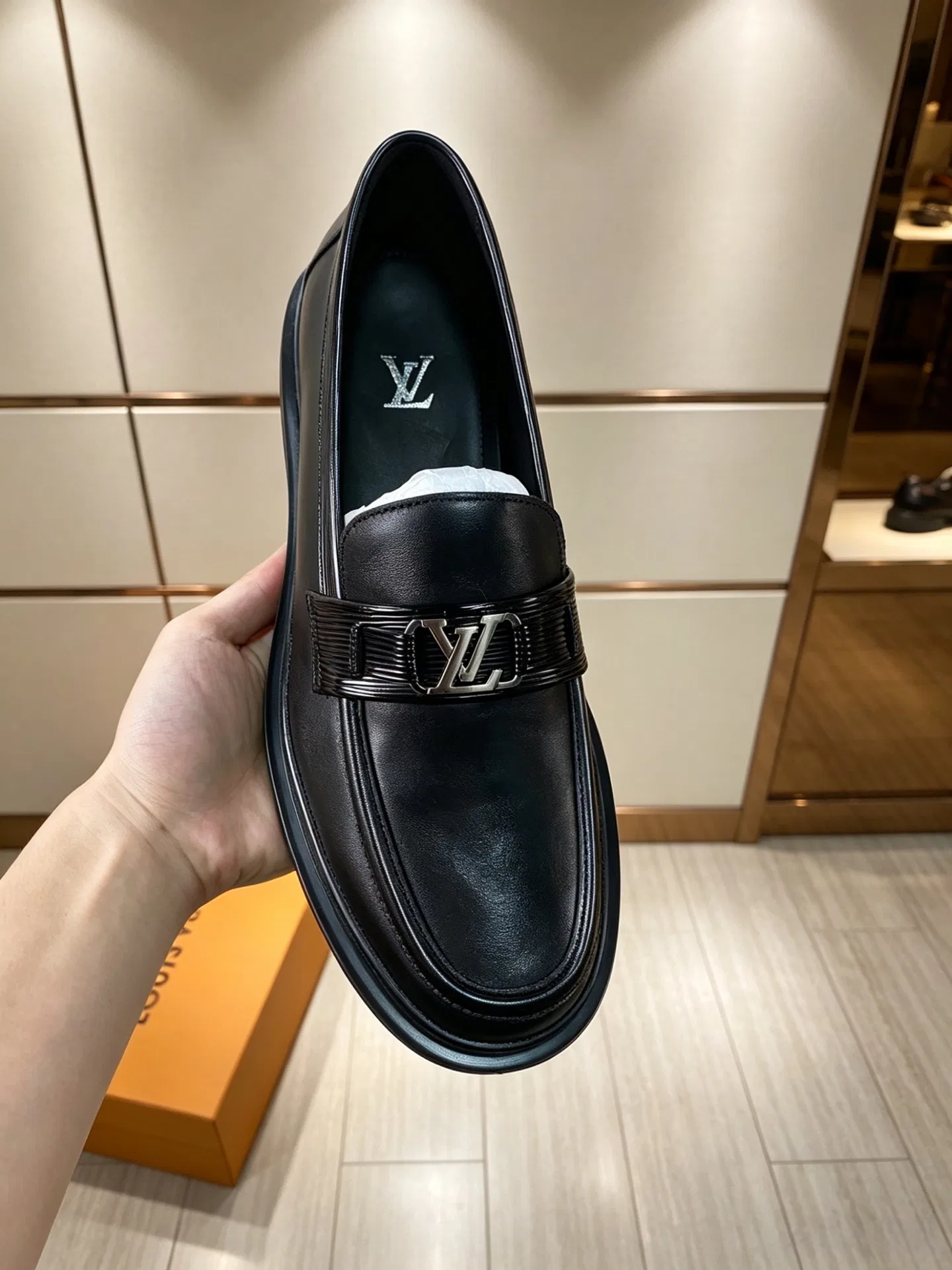 LV 27FW LDWAQLG 002 구두 5