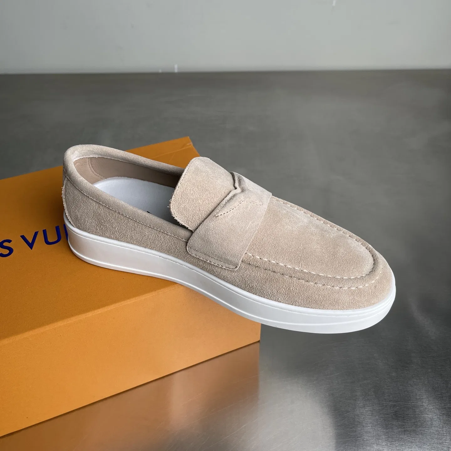 LV 27FW LDWAQLG 004 로퍼 4