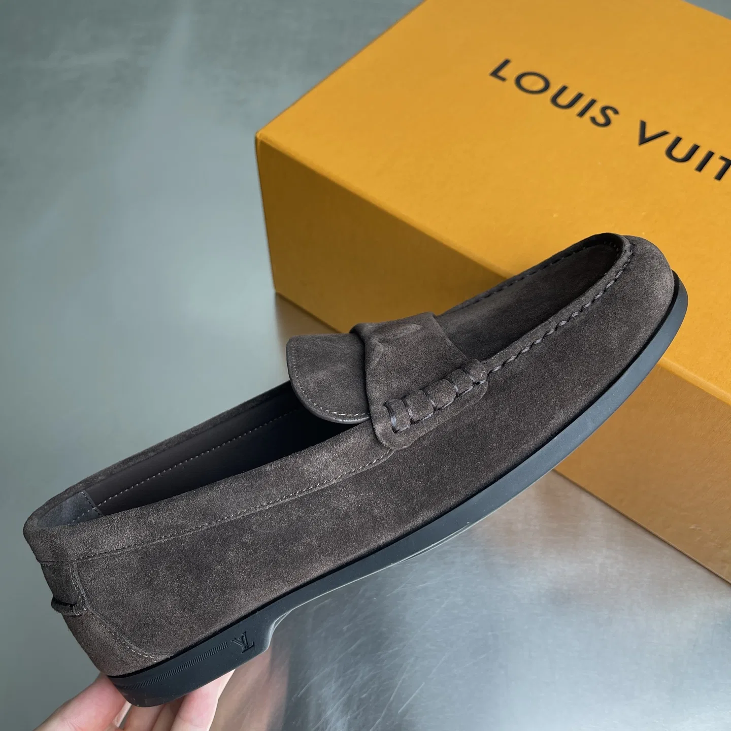 LV 27FW LDWAQLG 012 로퍼 3