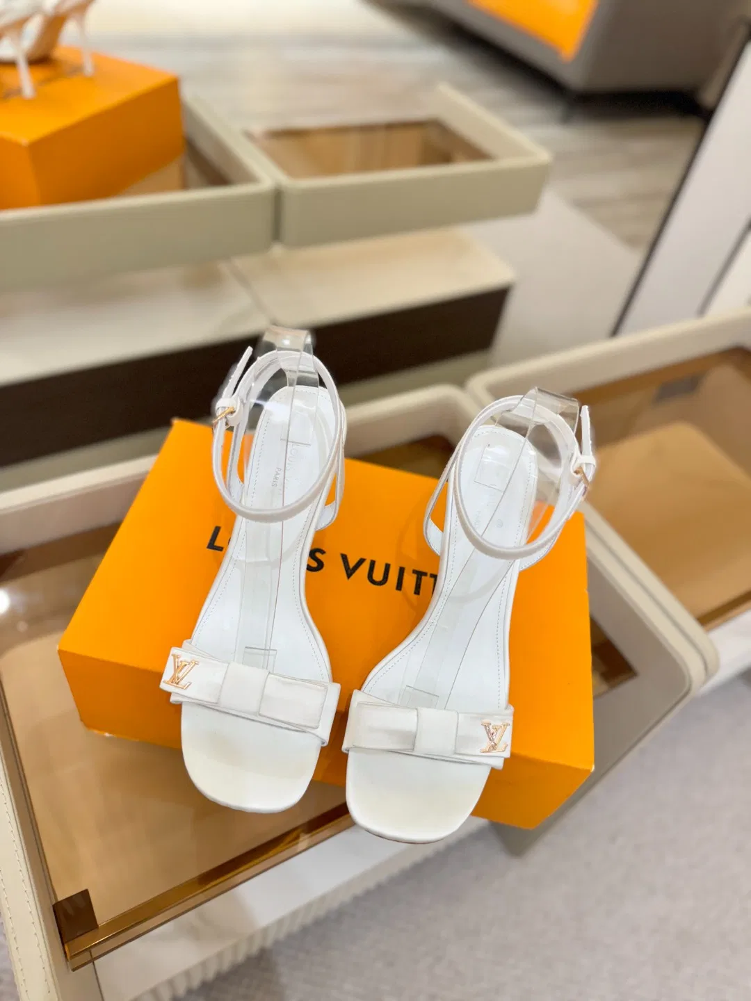 LV 27FW LDWAQLG 032 구두 4