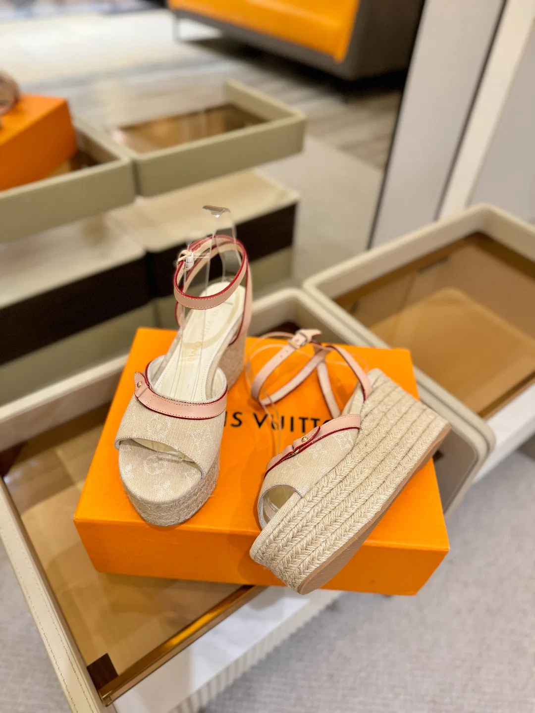 LV 27FW LDWAQLG 037 구두 5