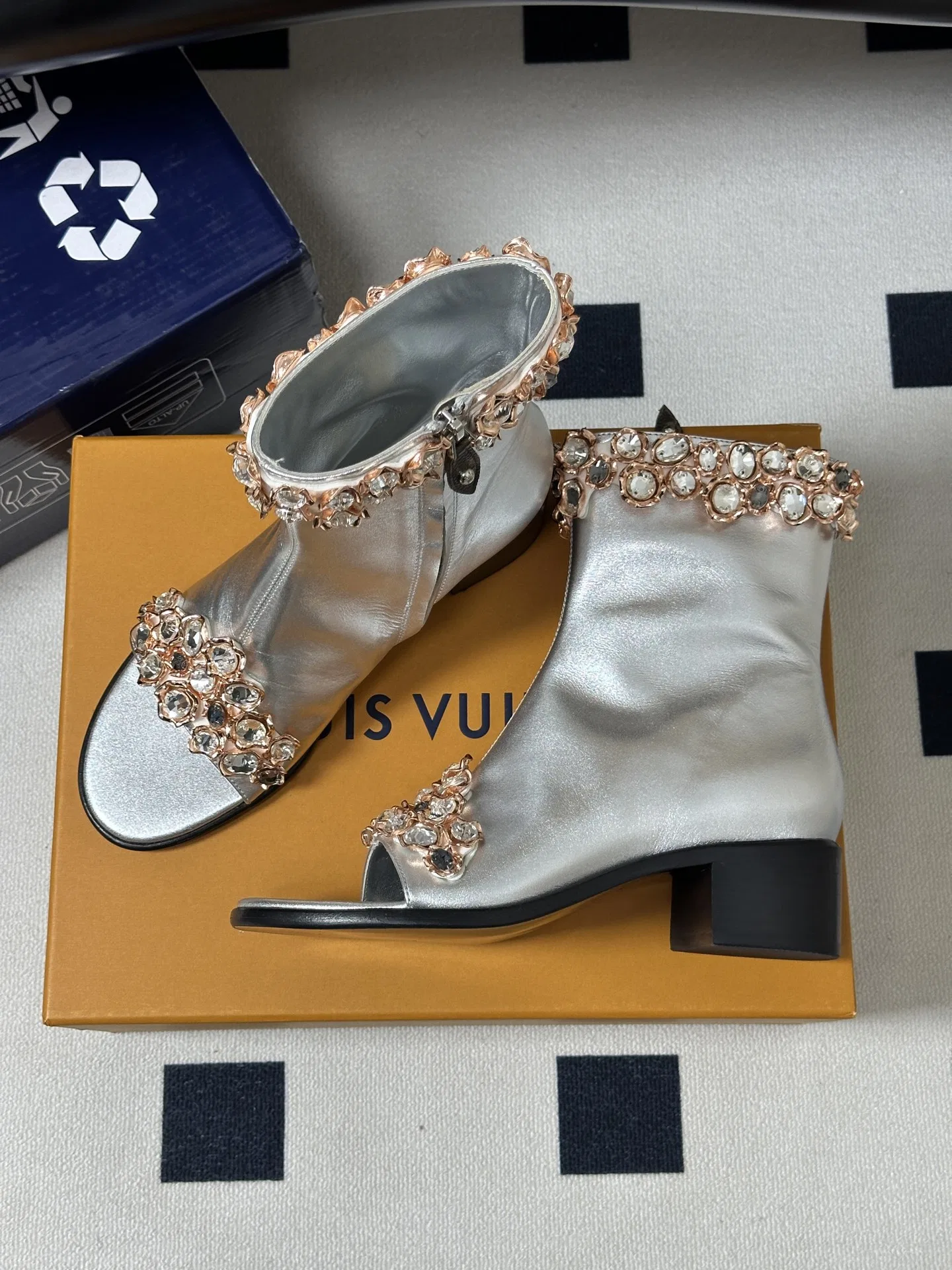 LV 27FW LDWAQLG 056 구두 5