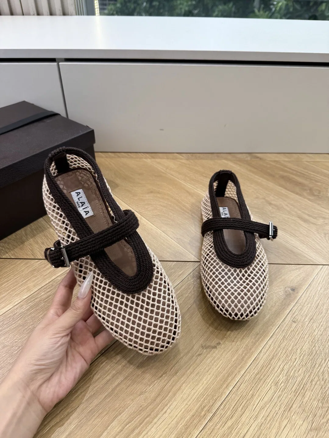 ALAIA 27FW WAUSUNH 018 플랫슈즈 3