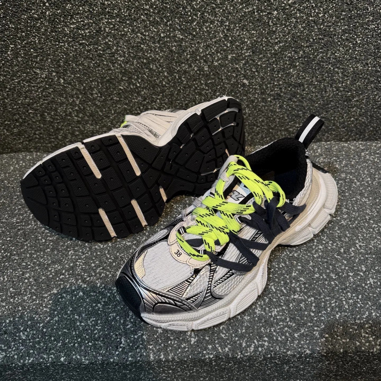 BC 27FW BRRRJHL 002 트랙슈즈 6