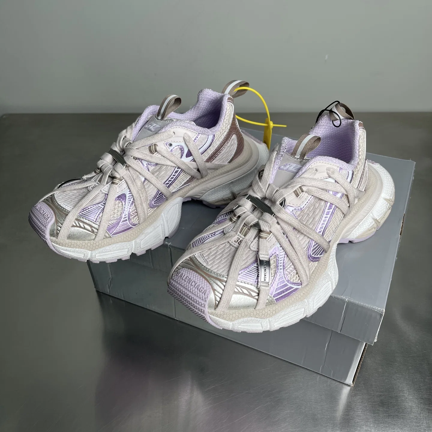 BC 27FW BRRRJHL 009 트랙슈즈