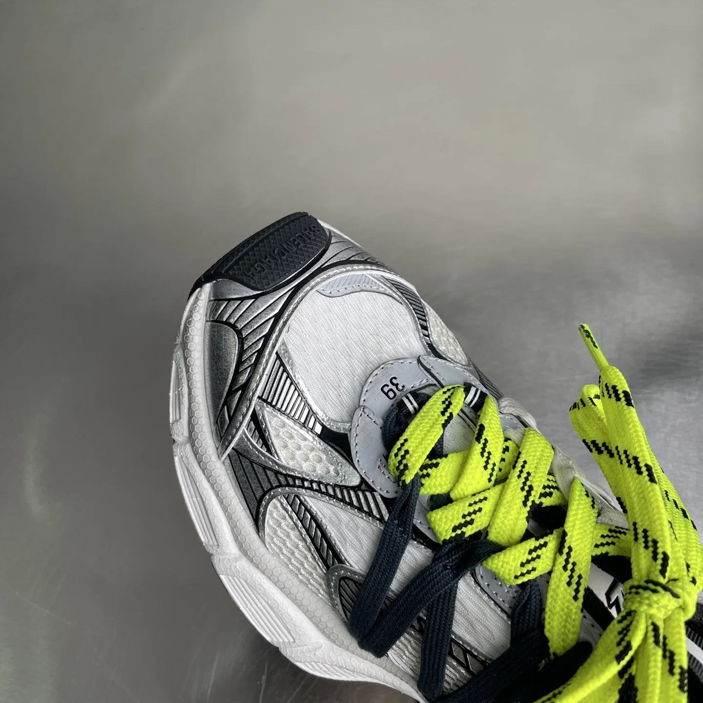 BC 27FW FIOKDFU 002 트랙슈즈 4