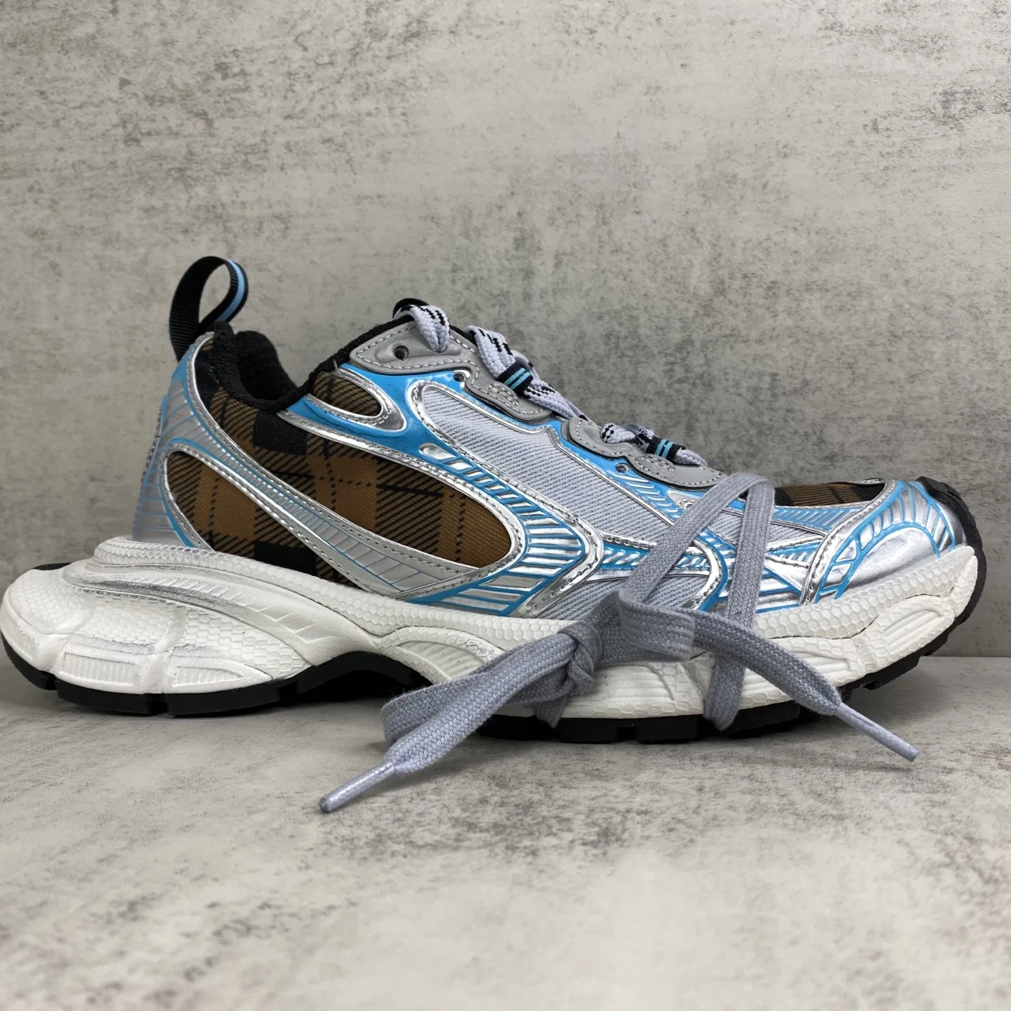 BC 27FW FIOKDFU 006 트랙슈즈 6