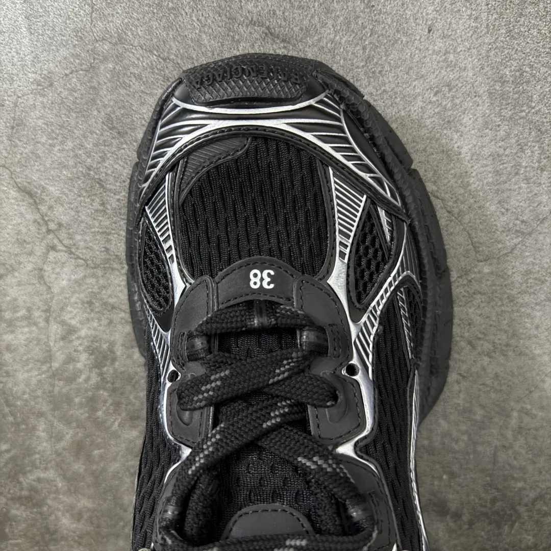 BC 27FW FIOKDFU 009 트랙슈즈 5