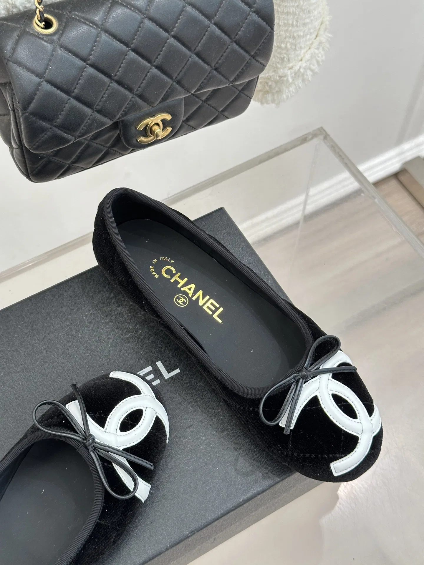 CHA 27FW MSEOZZY 050 플랫슈즈 5