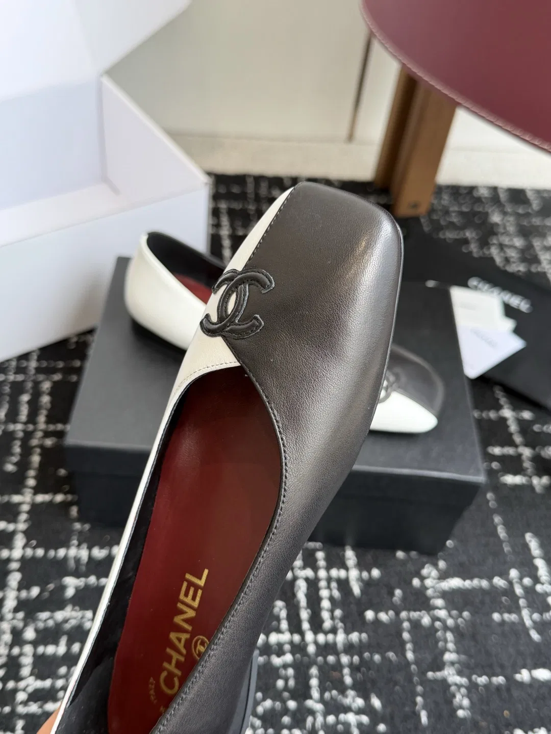 CHA 27FW SNTTJGC 004 플랫슈즈 5