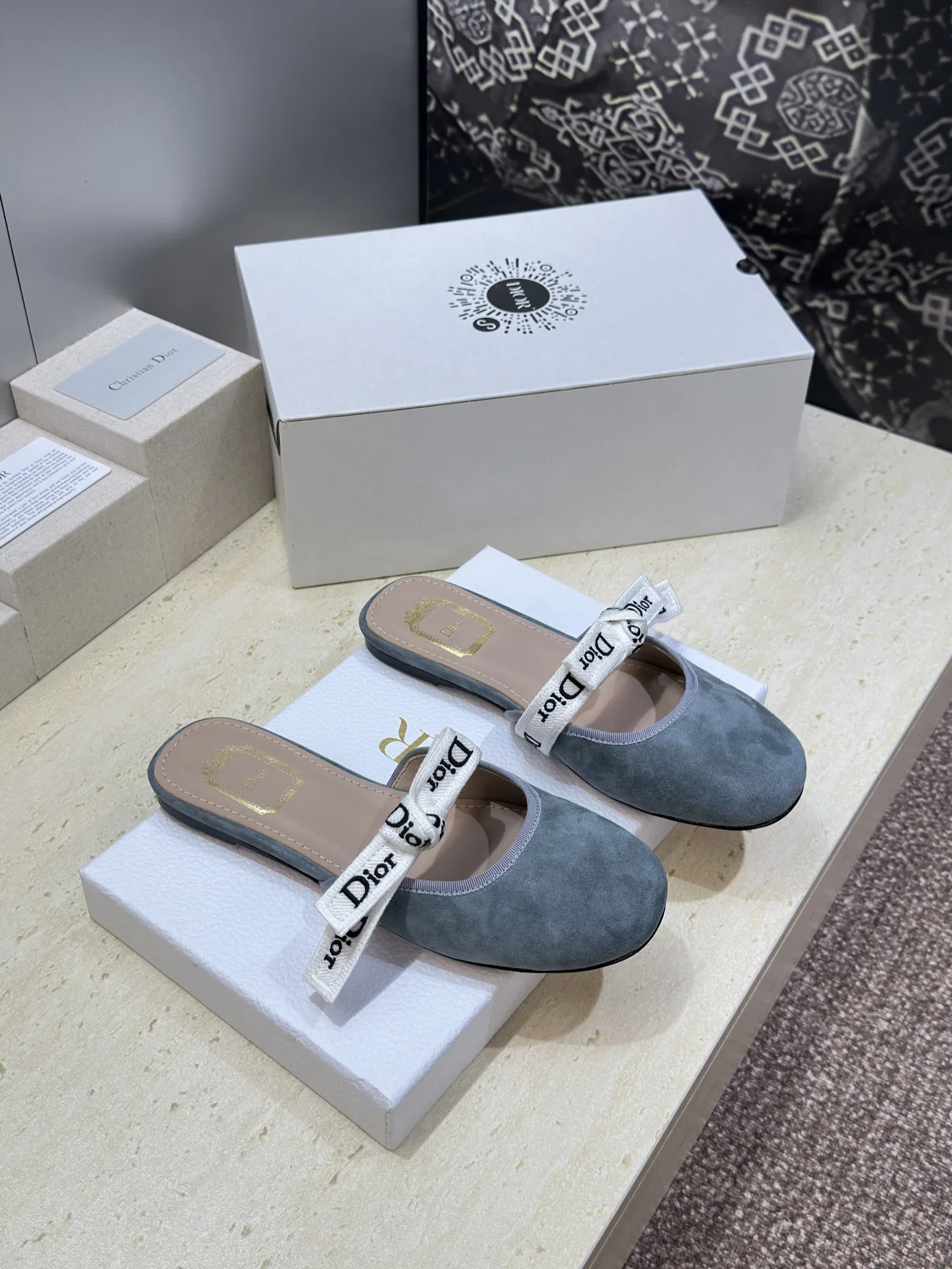 DIO 27FW HEYSUYT 055 플랫슈즈