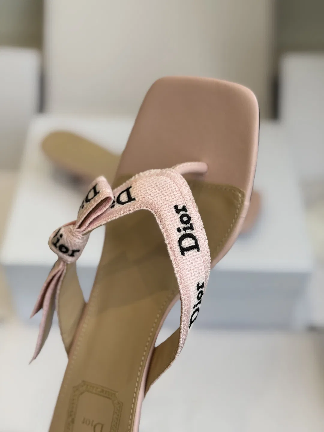 DIO 27FW VDWLMEJ 017 쪼리 5