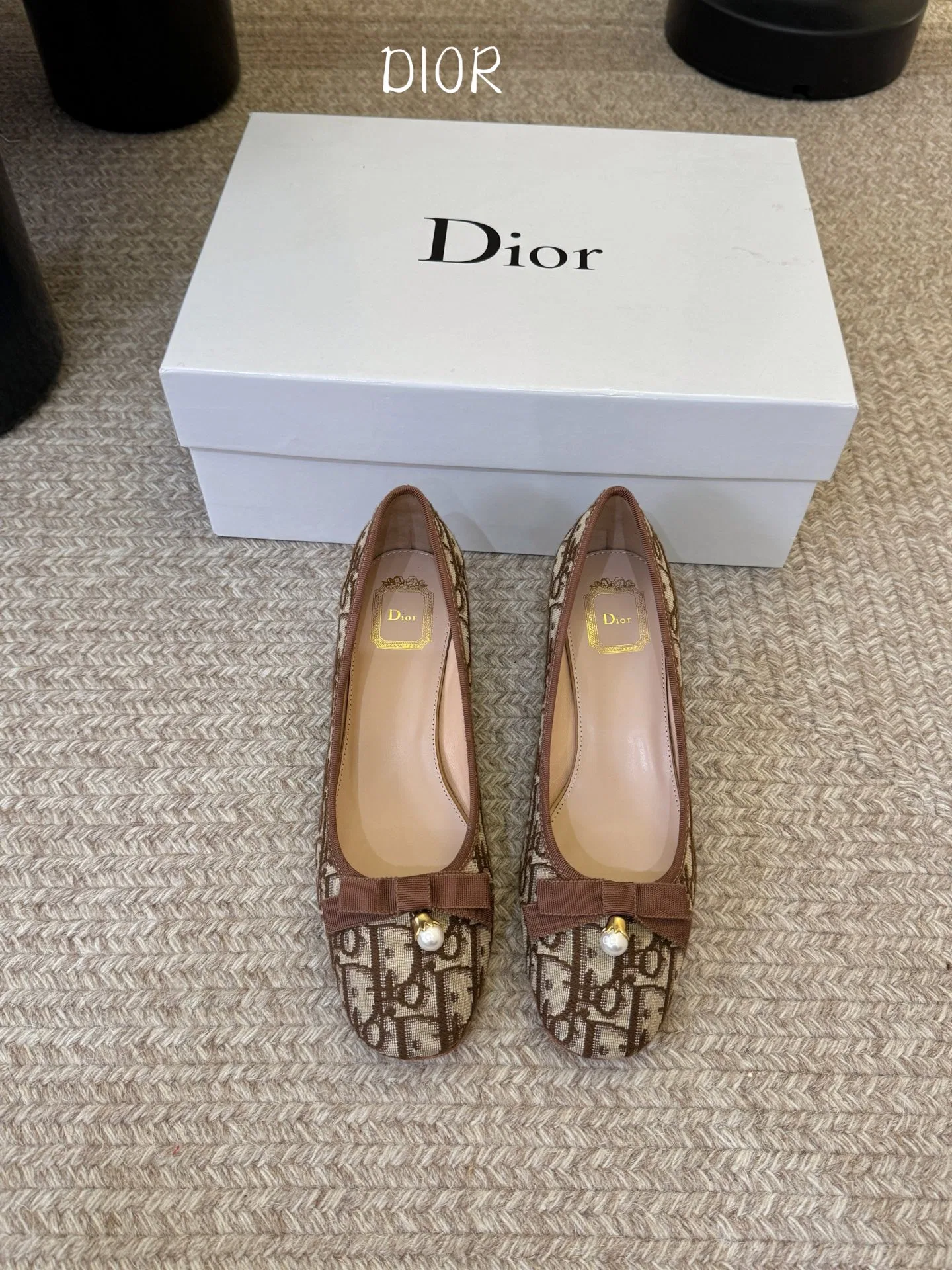DIO 27FW YPLVSJI 009 플랫슈즈