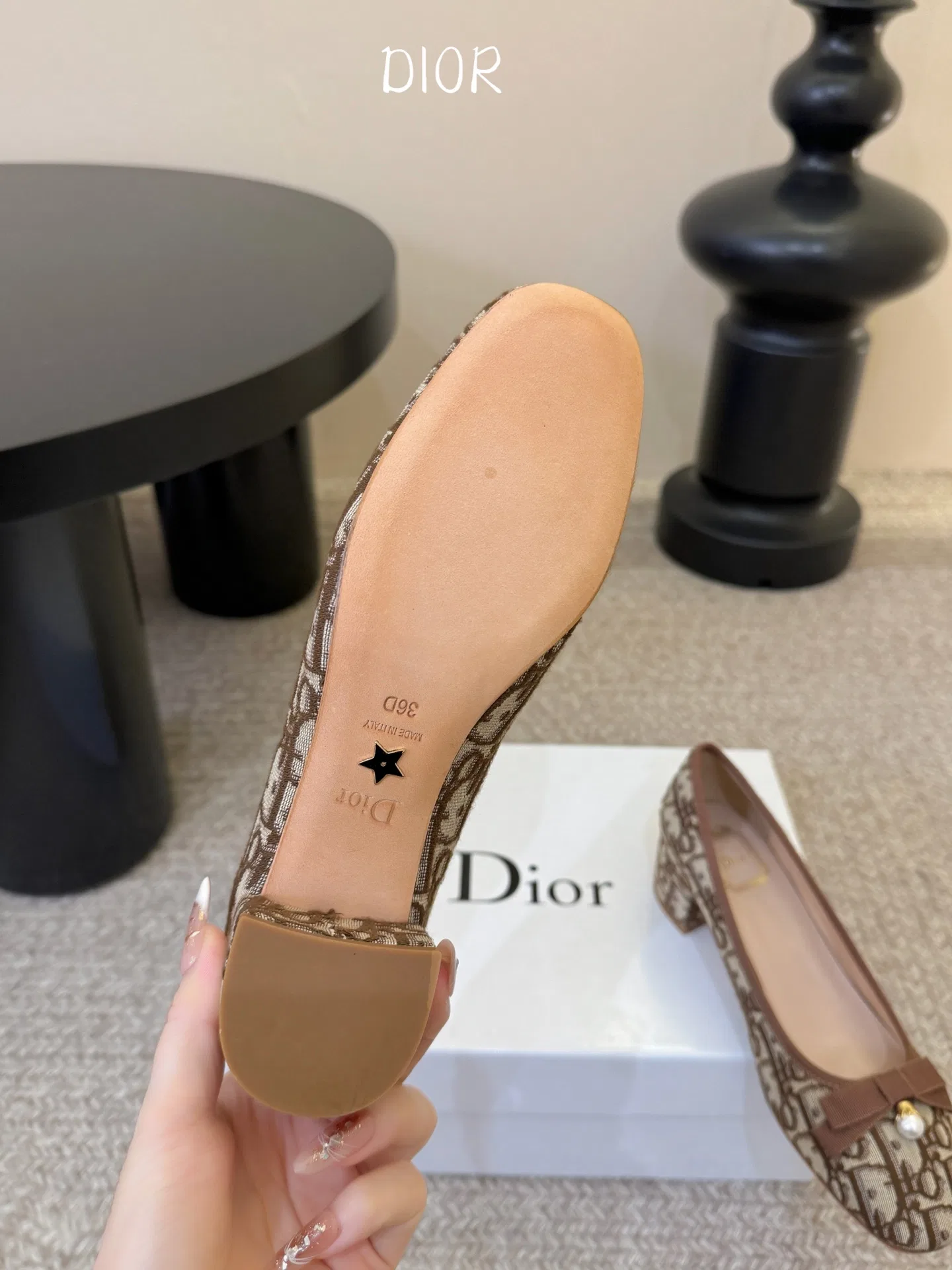 DIO 27FW YPLVSJI 009 플랫슈즈 6