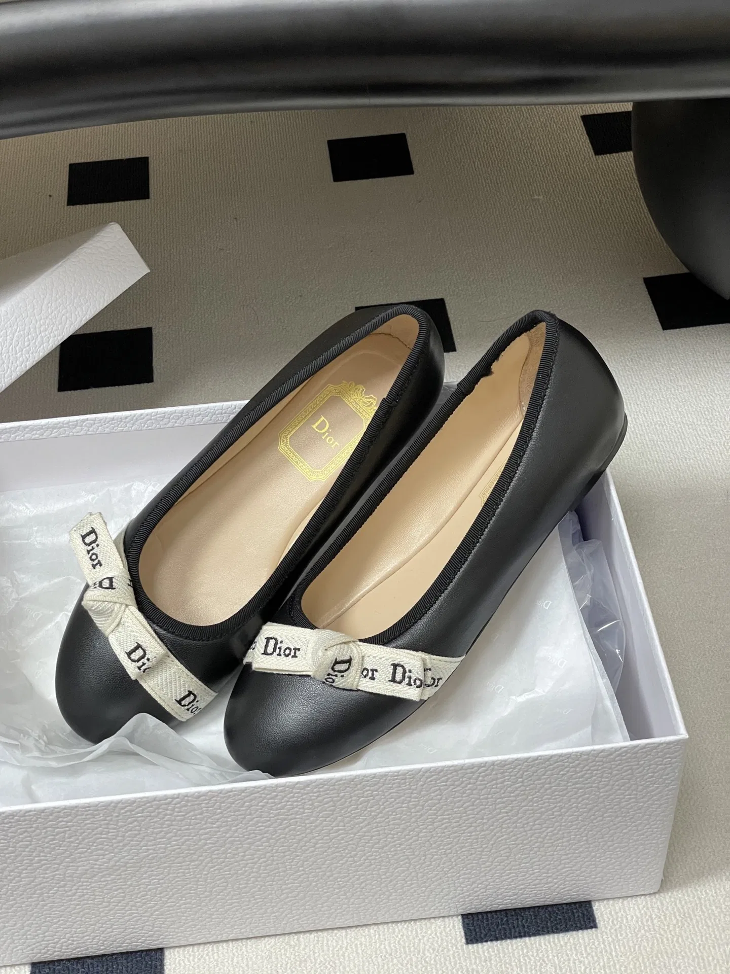 DIO 27FW YPLVSJI 012 플랫슈즈 4