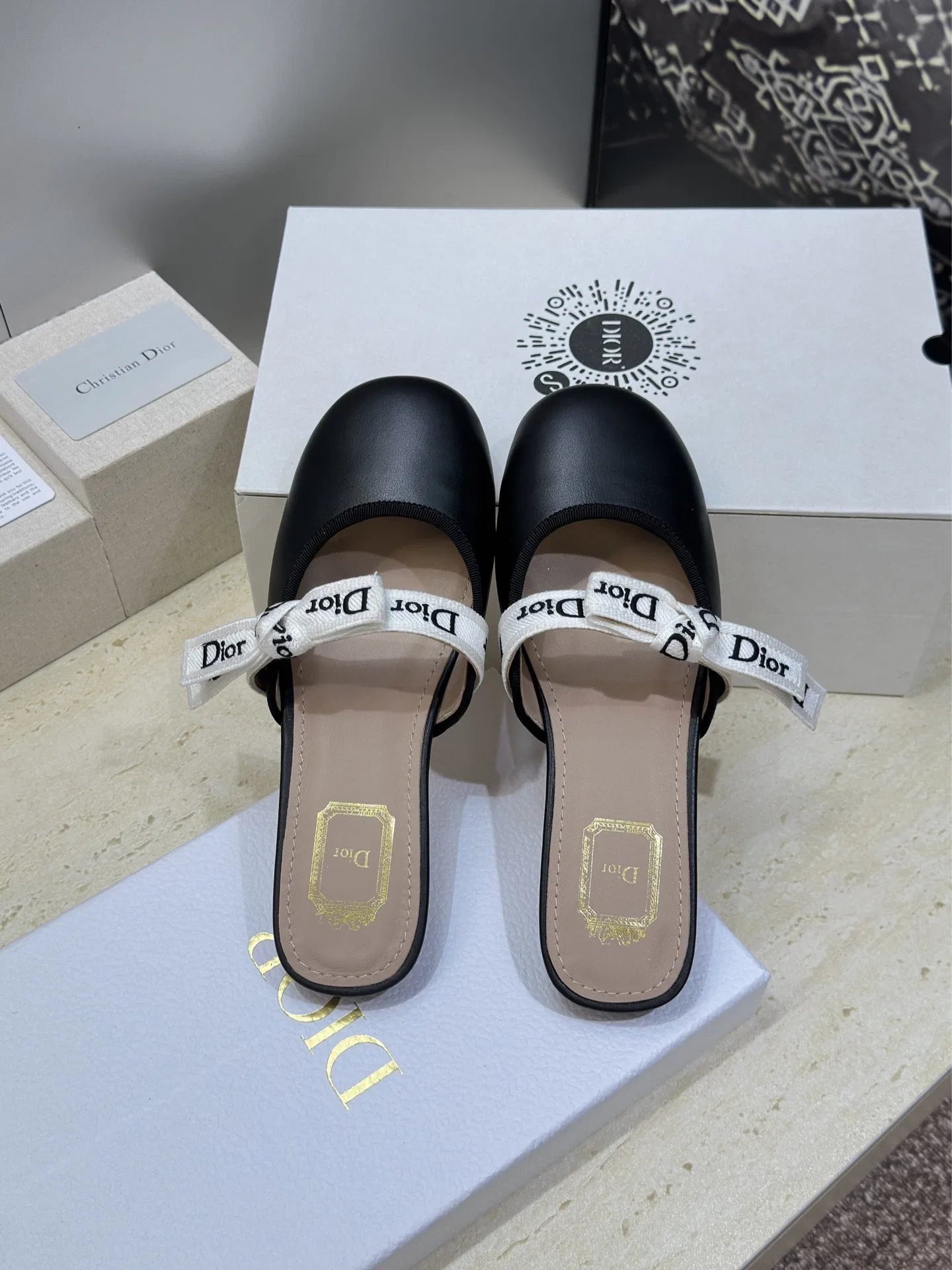 DIO 27FW YPLVSJI 026 플랫슈즈 4