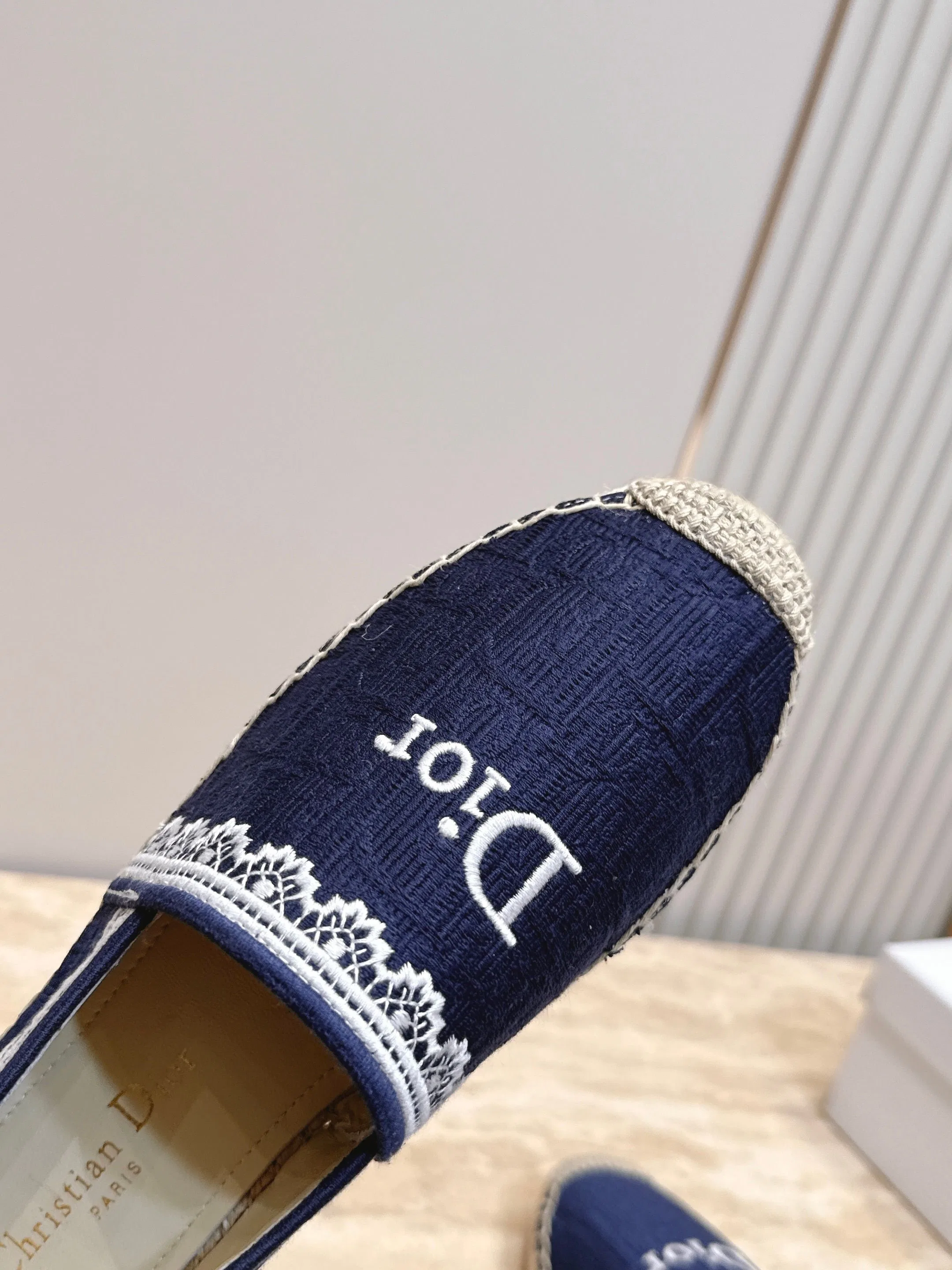 DIO 27FW YPLVSJI 053 플랫슈즈 3