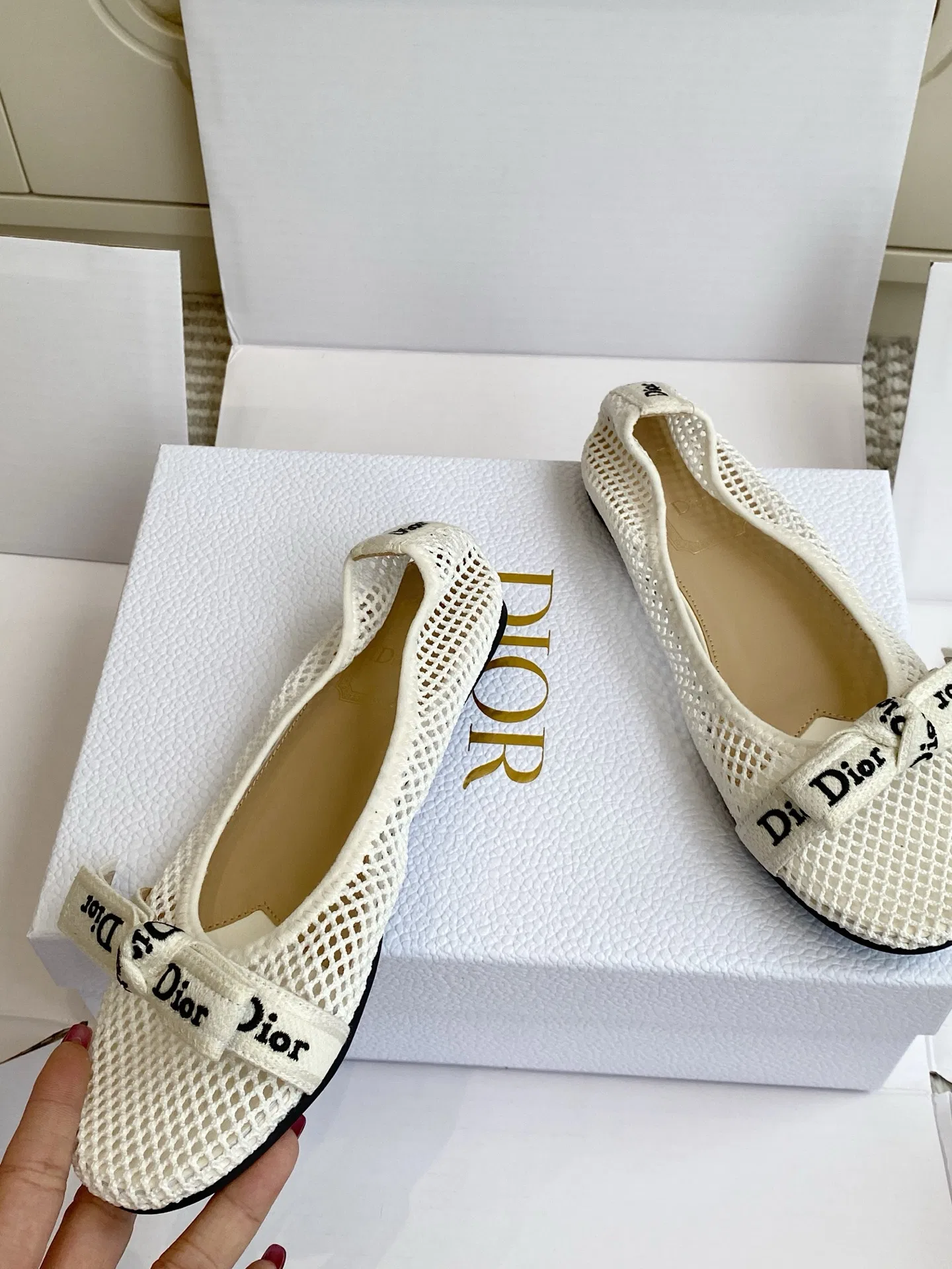 DIO 27FW YPLVSJI 063 플랫슈즈