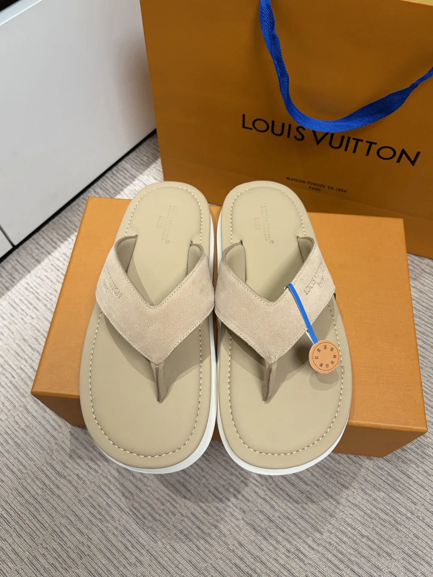 LV 27FW BXZUBKP 012 쪼리 6