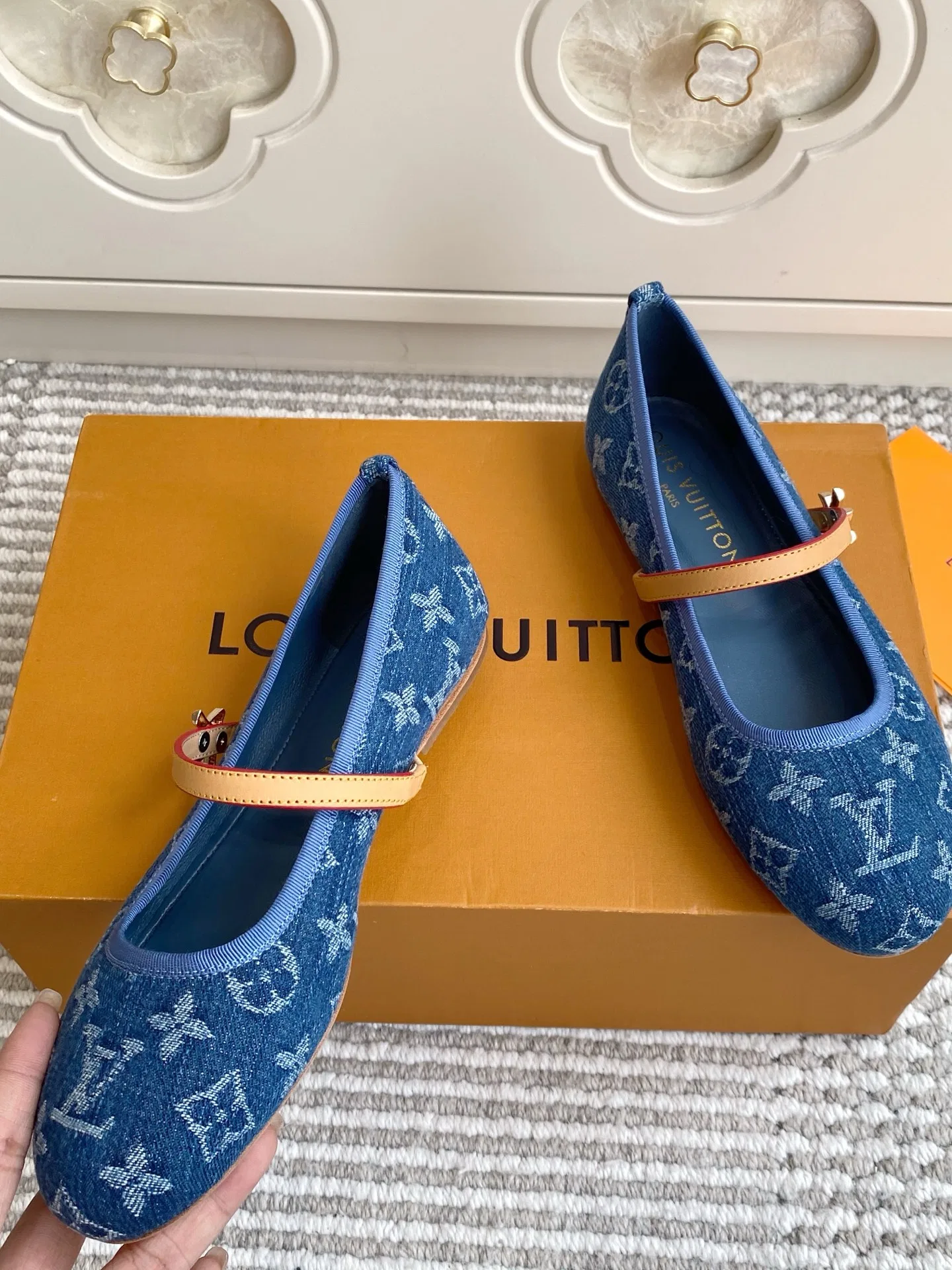 LV 27FW LDWAQLG 064 플랫슈즈 3