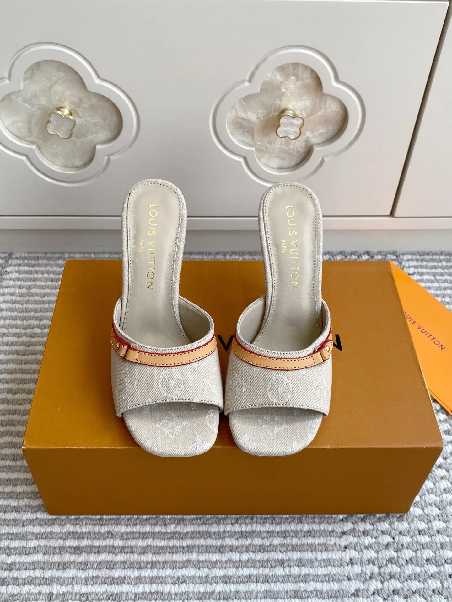LV 27FW LDWAQLG 065 구두