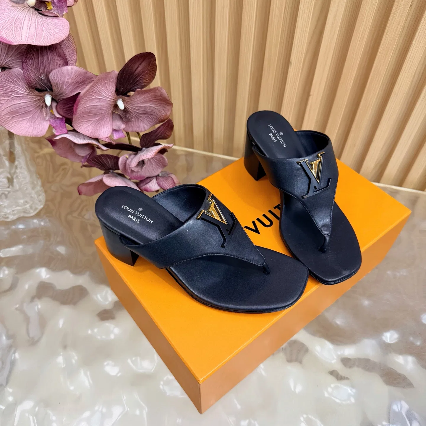 LV 27FW LDWAQLG 084 구두 3