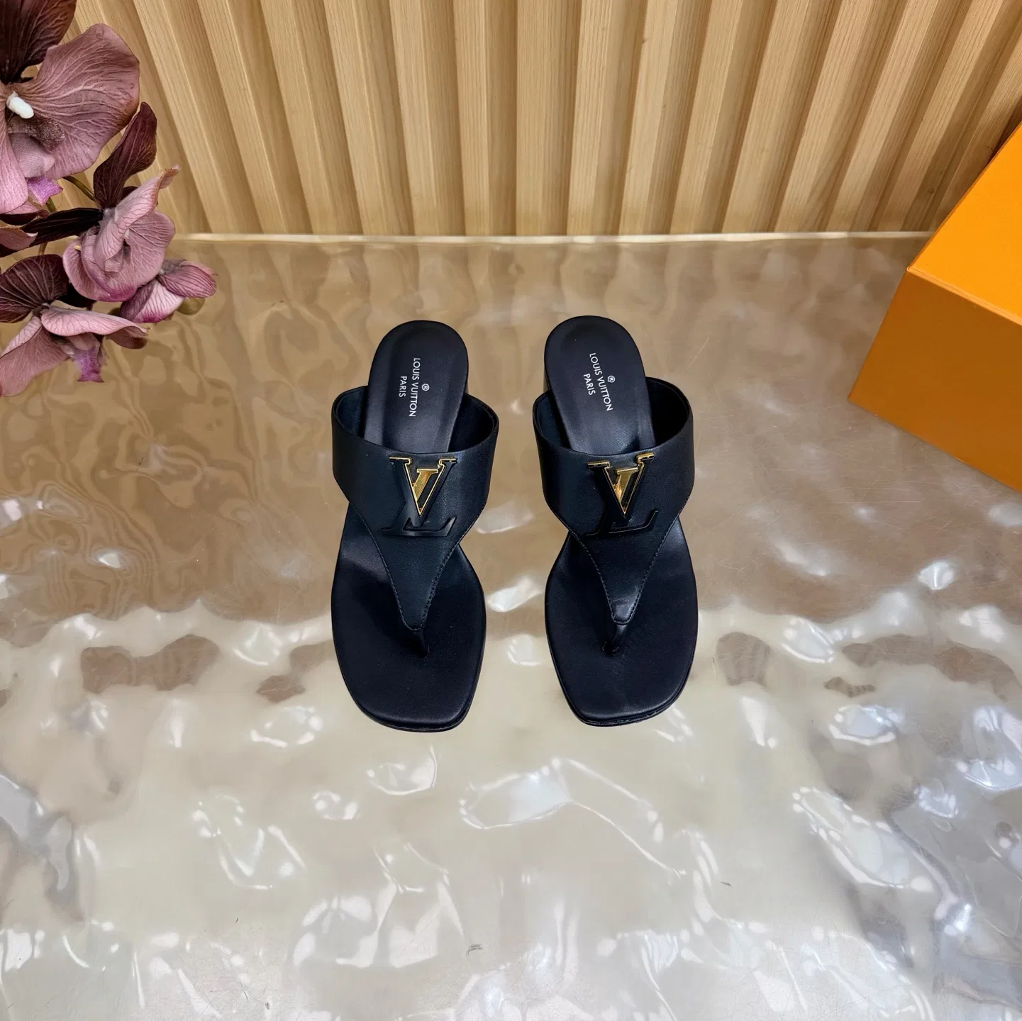 LV 27FW LDWAQLG 084 구두 4