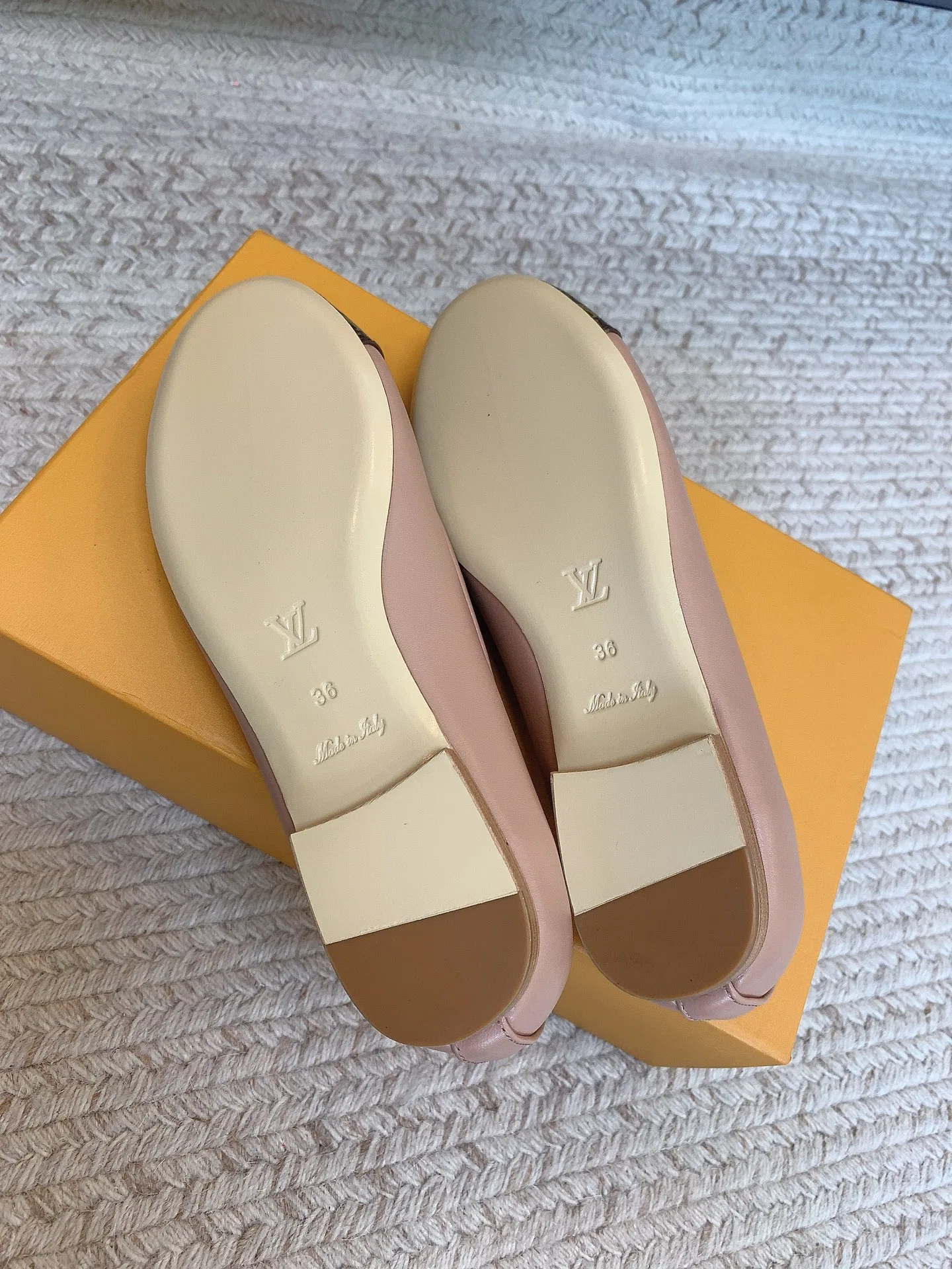 LV 27FW LDWAQLG 098 플랫슈즈 4