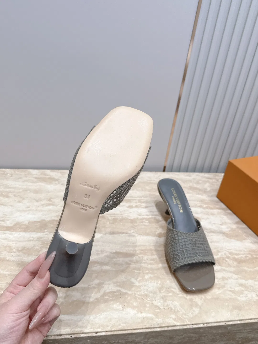 LV 27FW LDWAQLG 107 구두 6