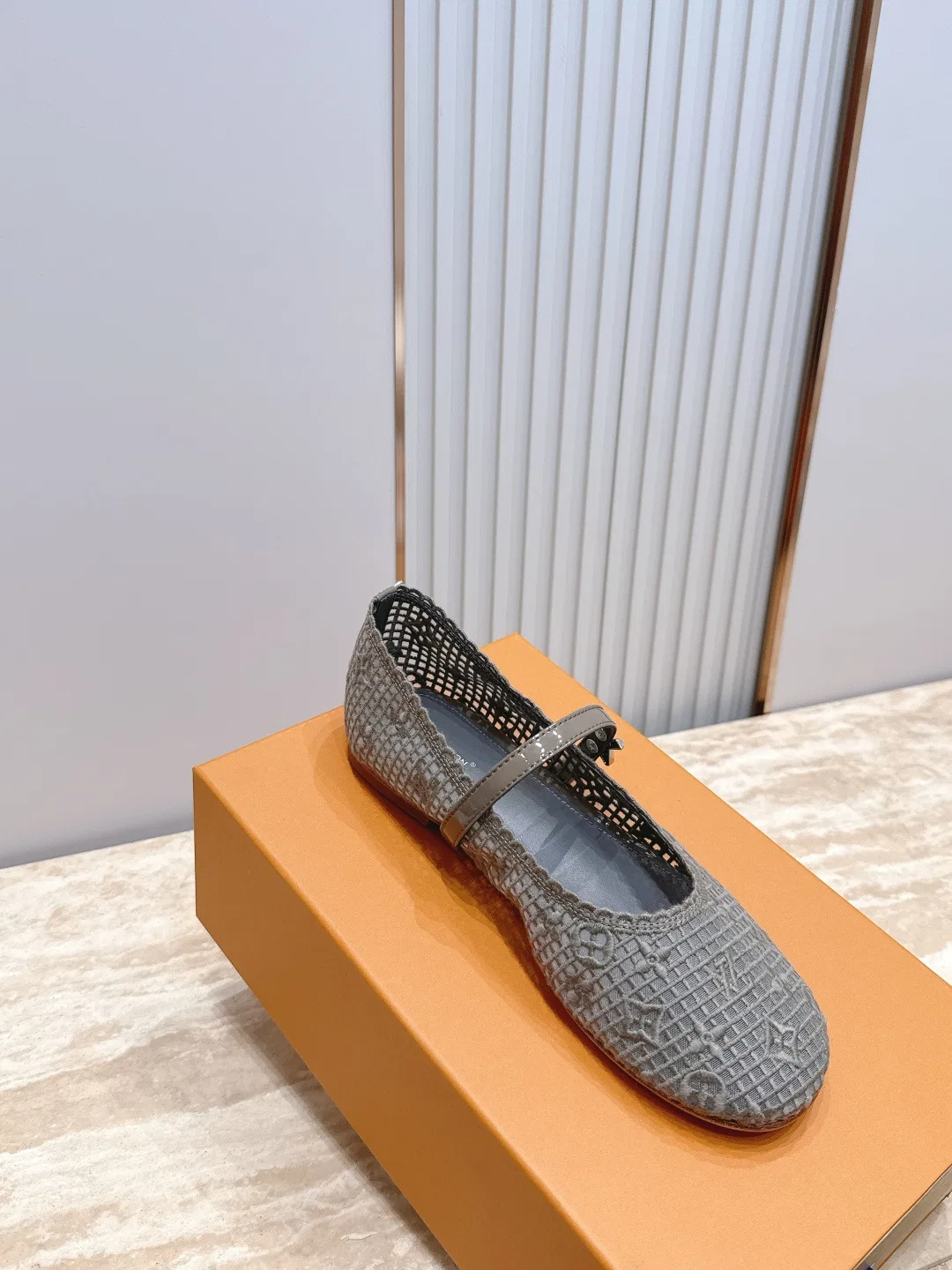 LV 27FW LDWAQLG 108 플랫슈즈 4