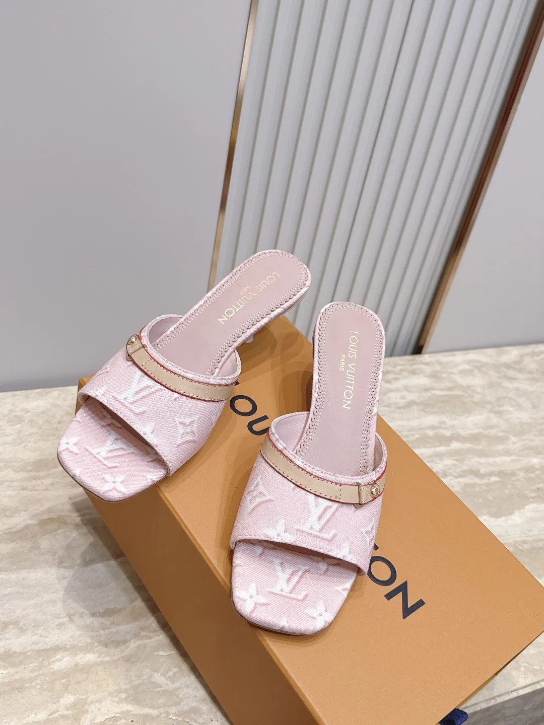 LV 27FW LDWAQLG 116 구두 3