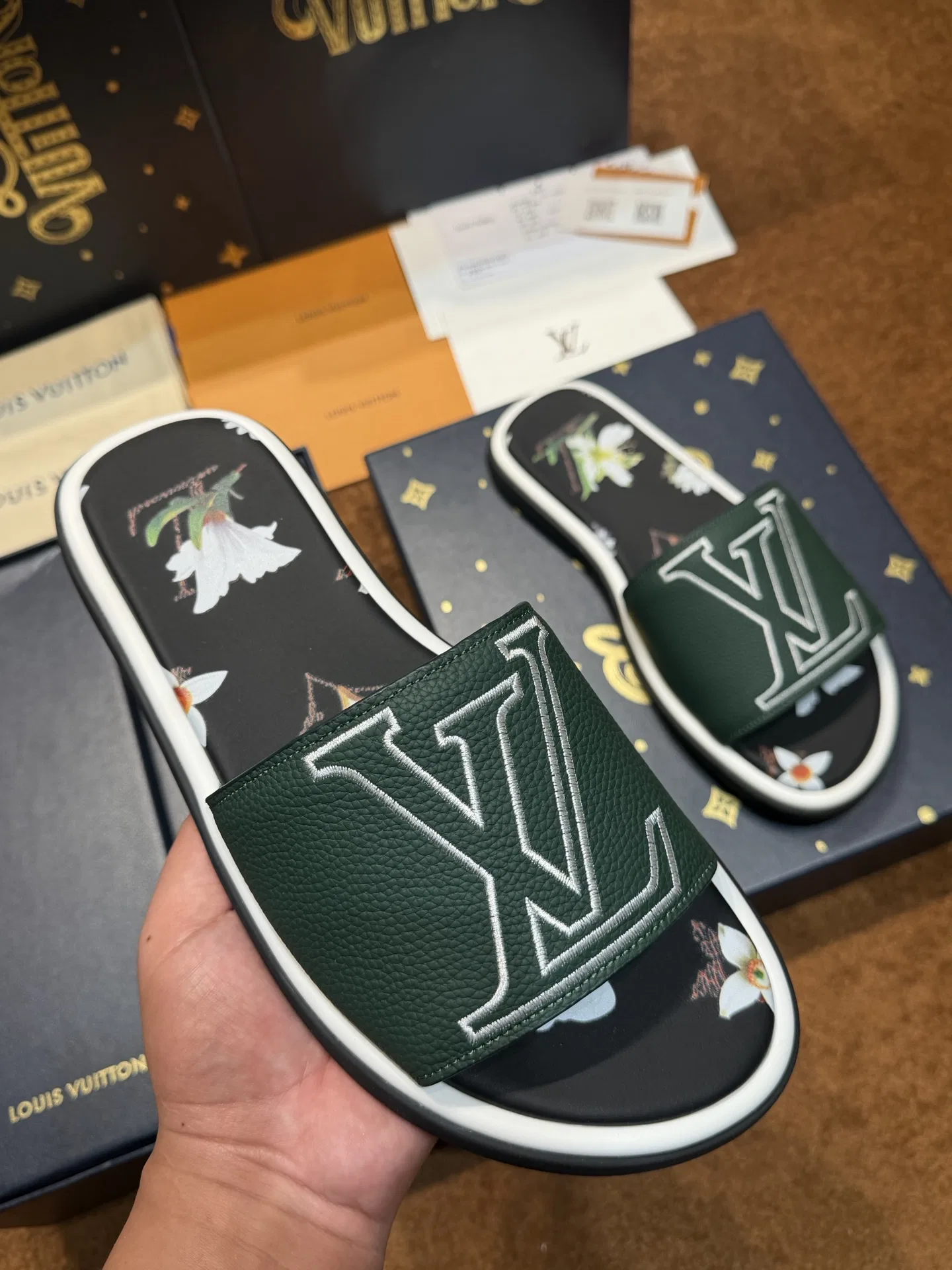 LV 27FW LDWAQLG 151 슬리퍼 5