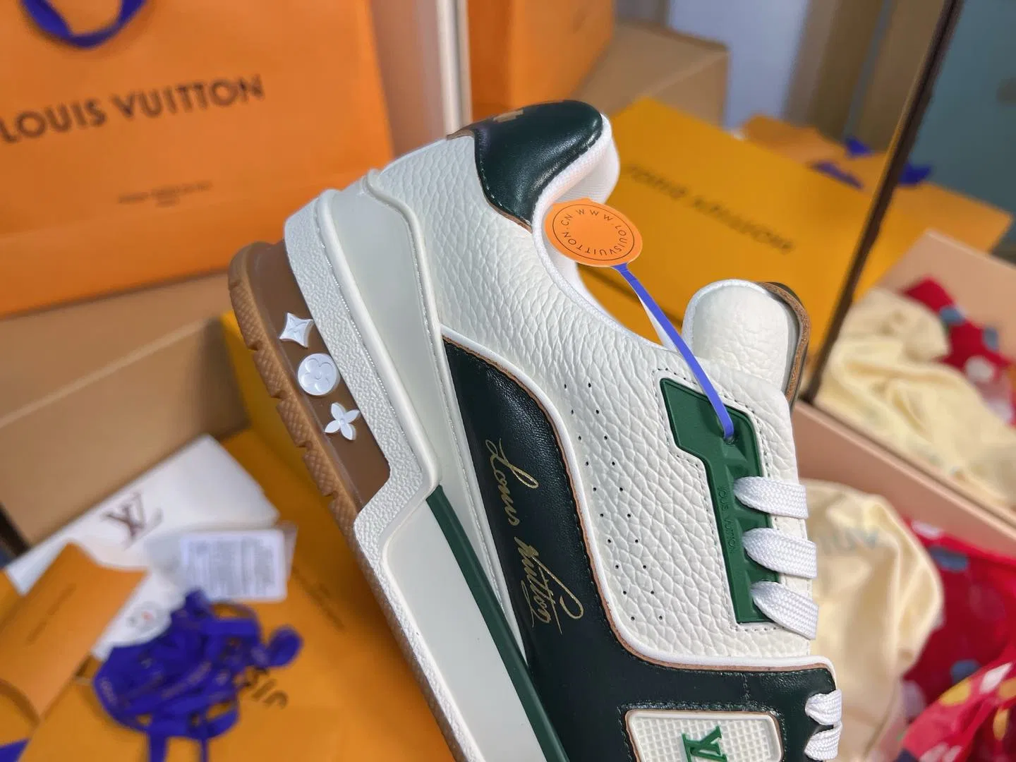 LV 27FW QVUSQNN 017 스니커즈 5