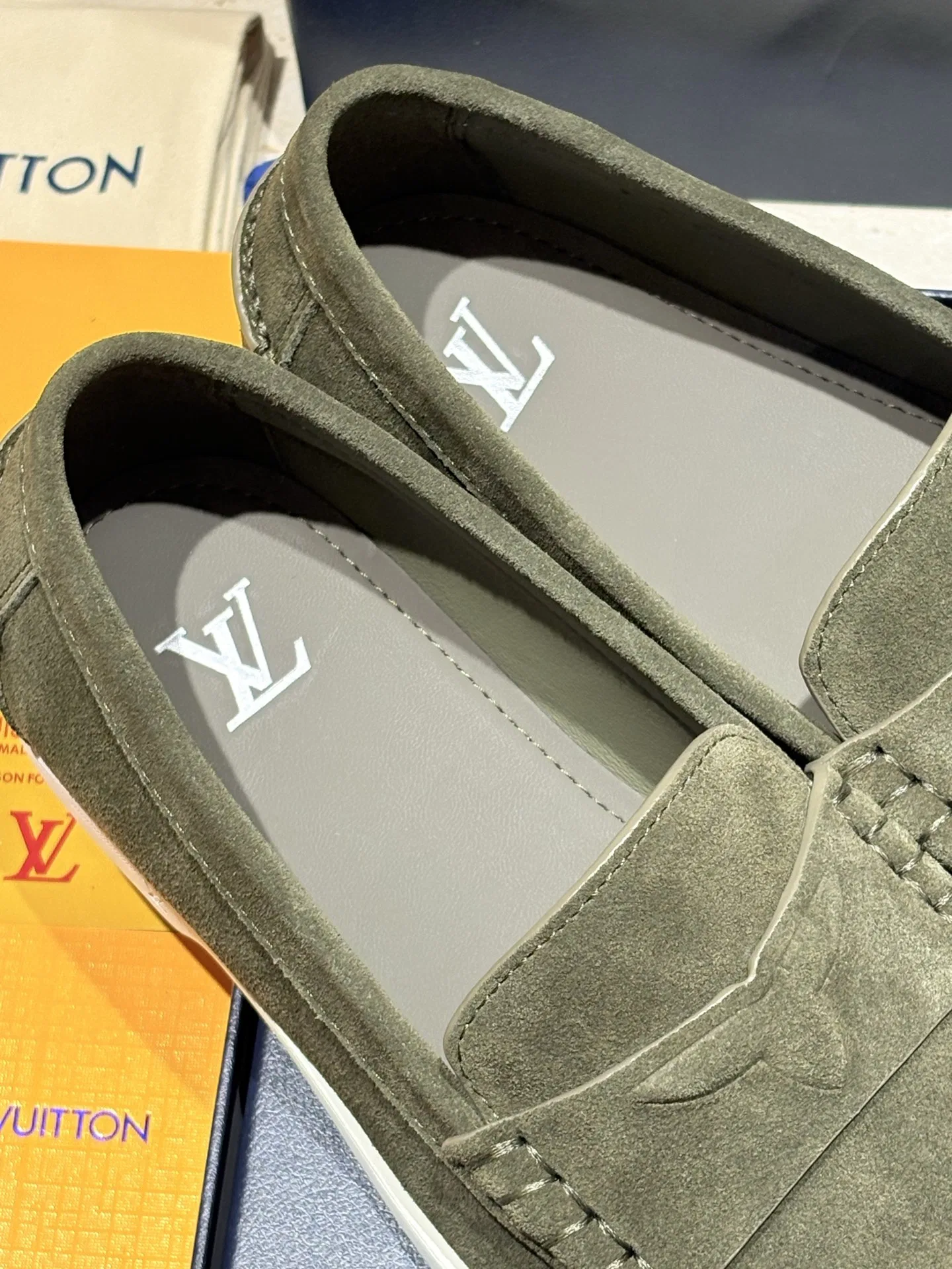 LV 27FW QVUSQNN 024 로퍼 6