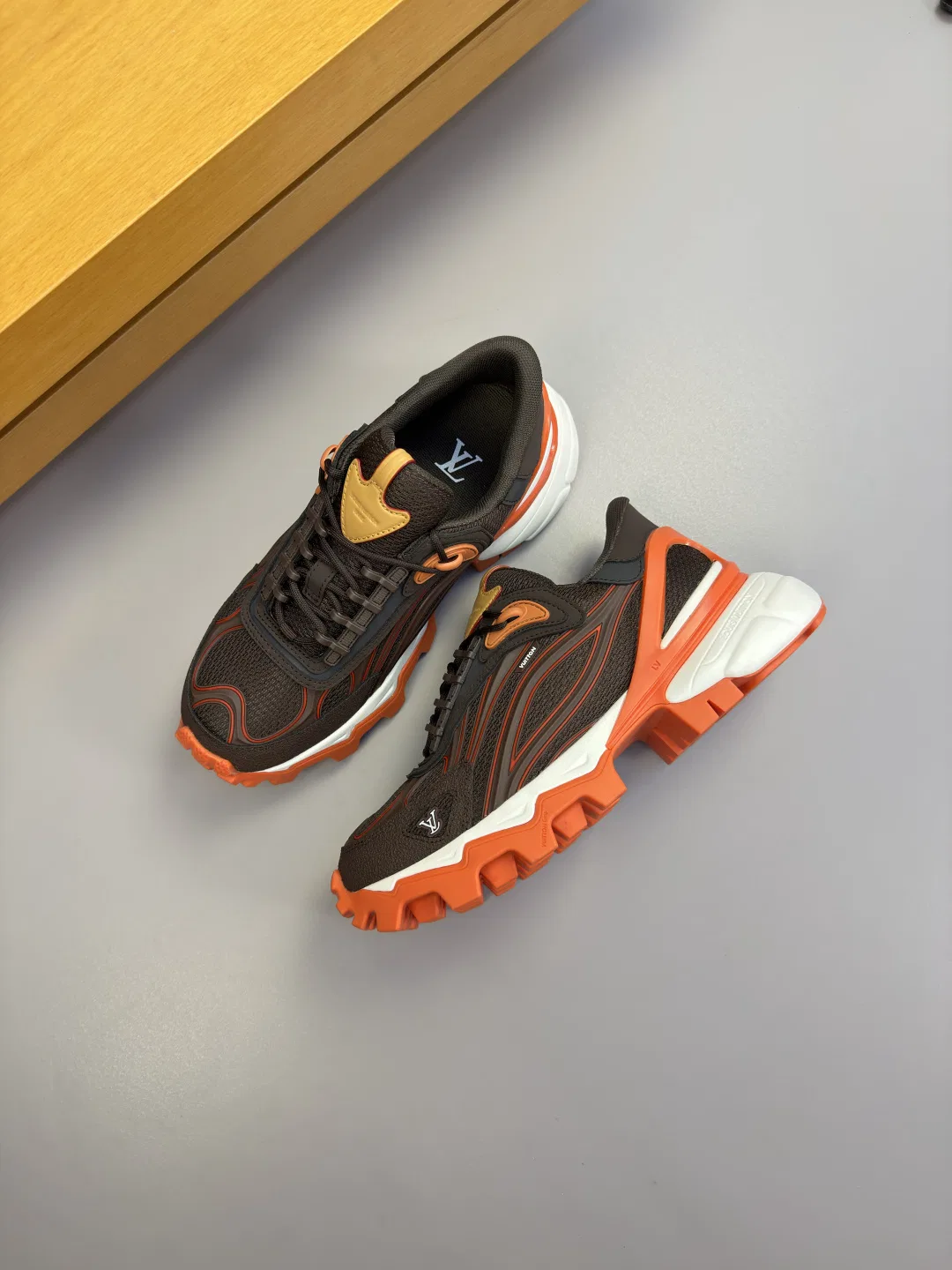 LV 27FW QVUSQNN 029 스니커즈 3