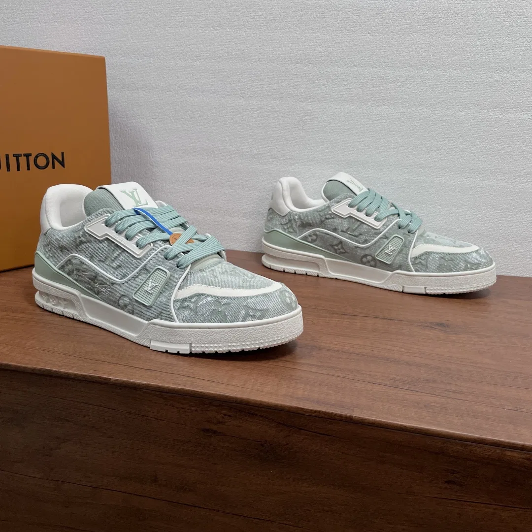 LV 27FW QVUSQNN 041 스니커즈 3