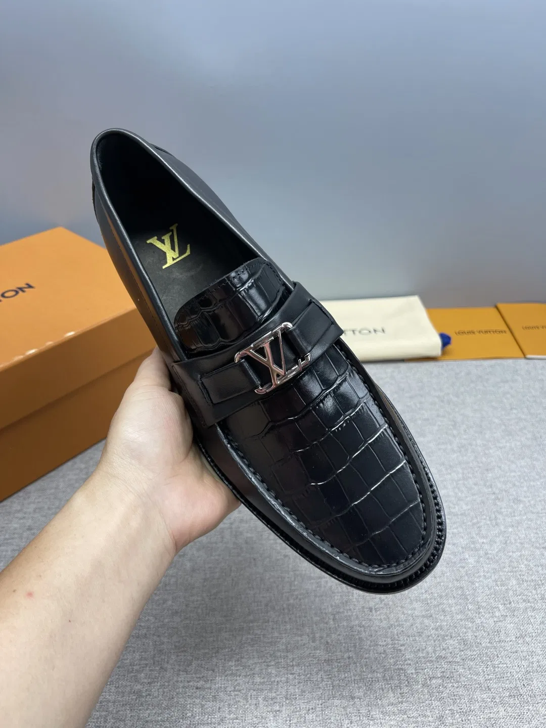 LV 27FW QVUSQNN 042 로퍼 6