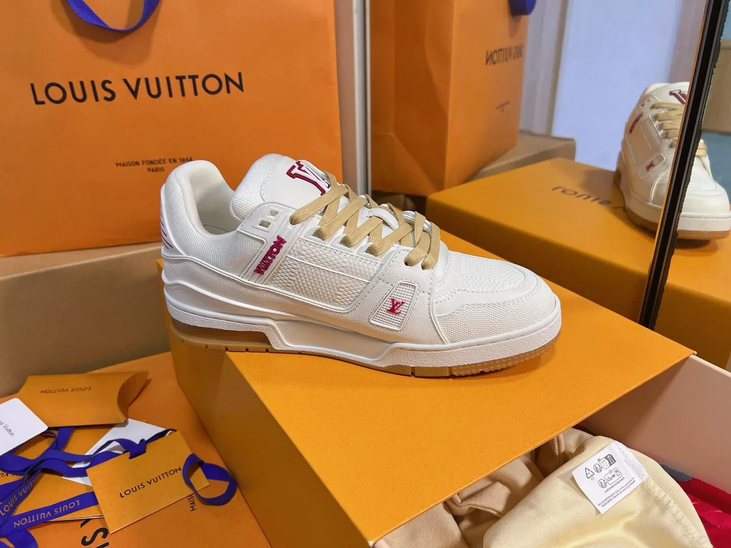 LV 27FW QVUSQNN 061 스니커즈 6