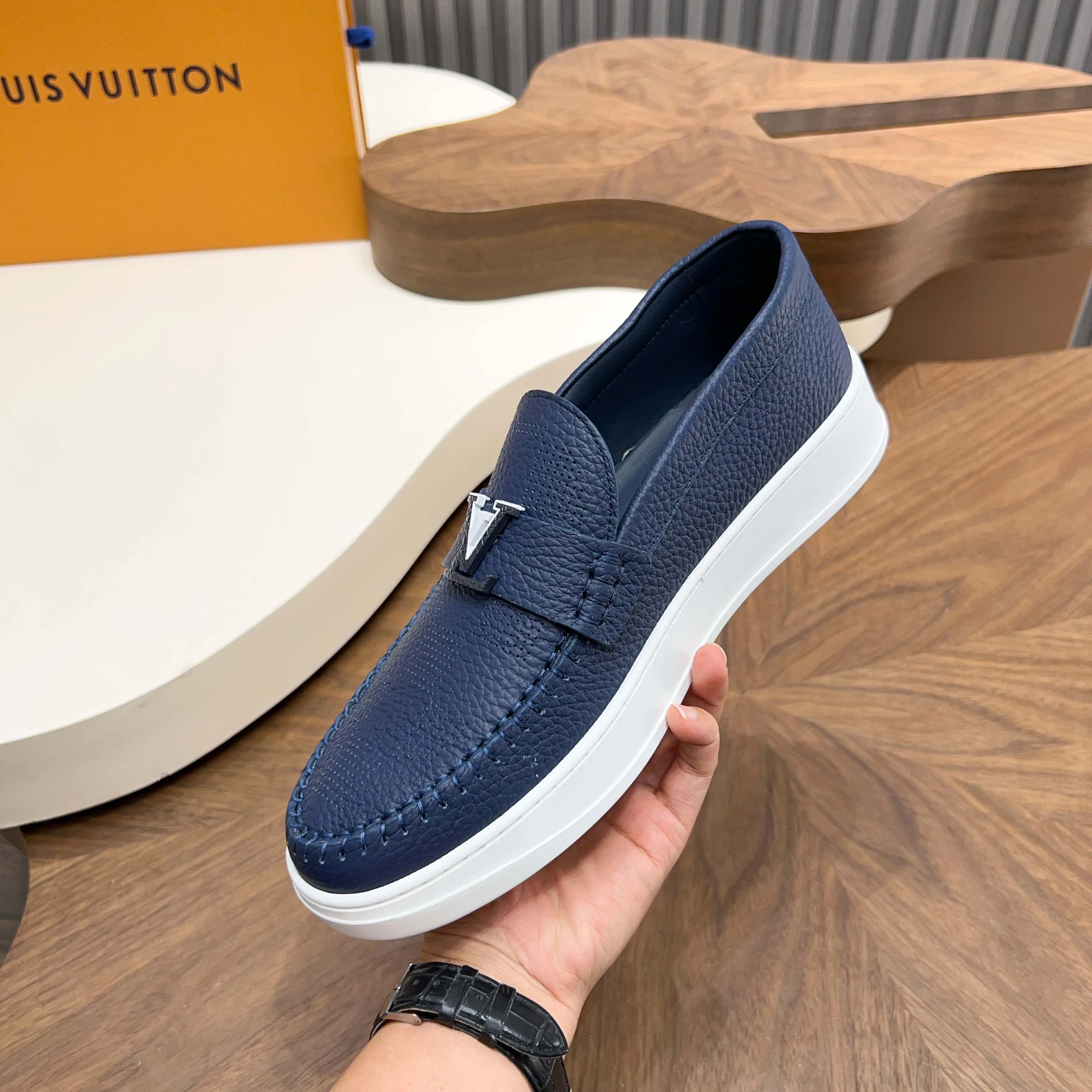 LV 27FW QVUSQNN 066 로퍼 5