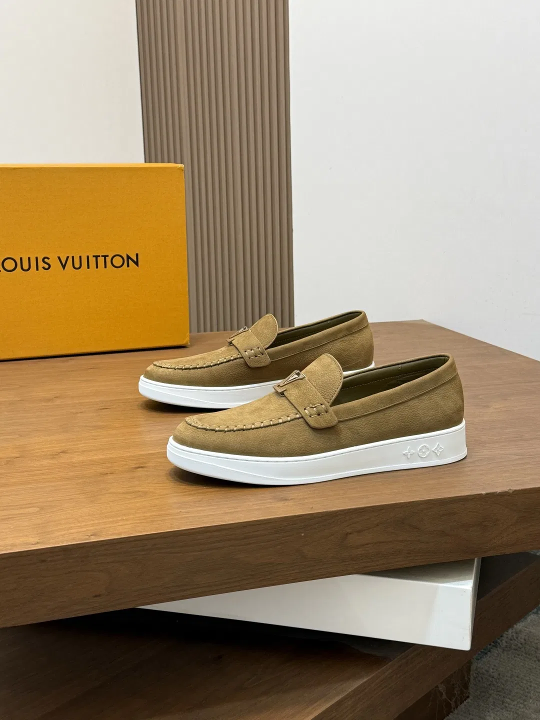 LV 27FW QVUSQNN 093 로퍼 3