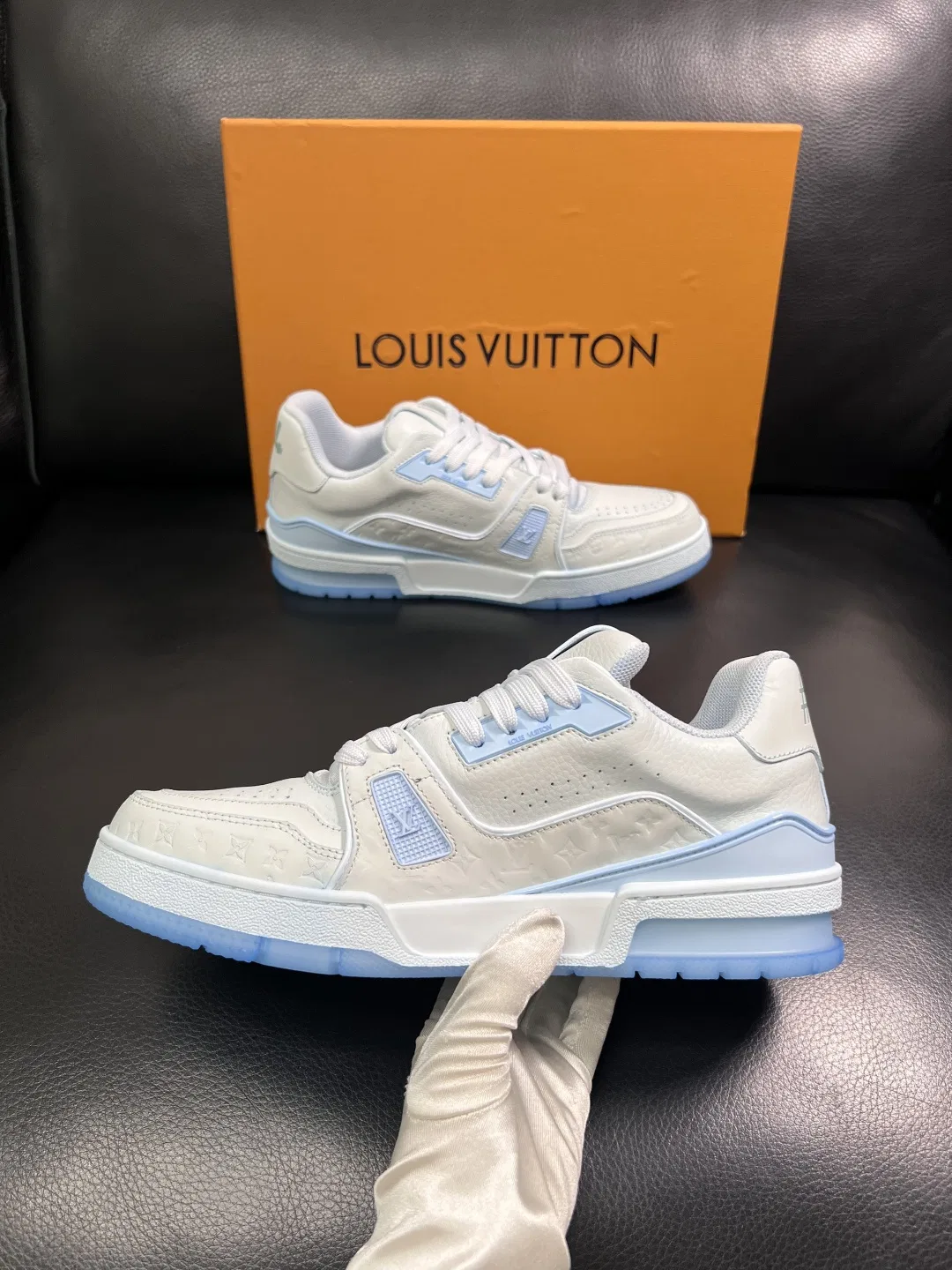 LV 27FW QVUSQNN 120 스니커즈 5