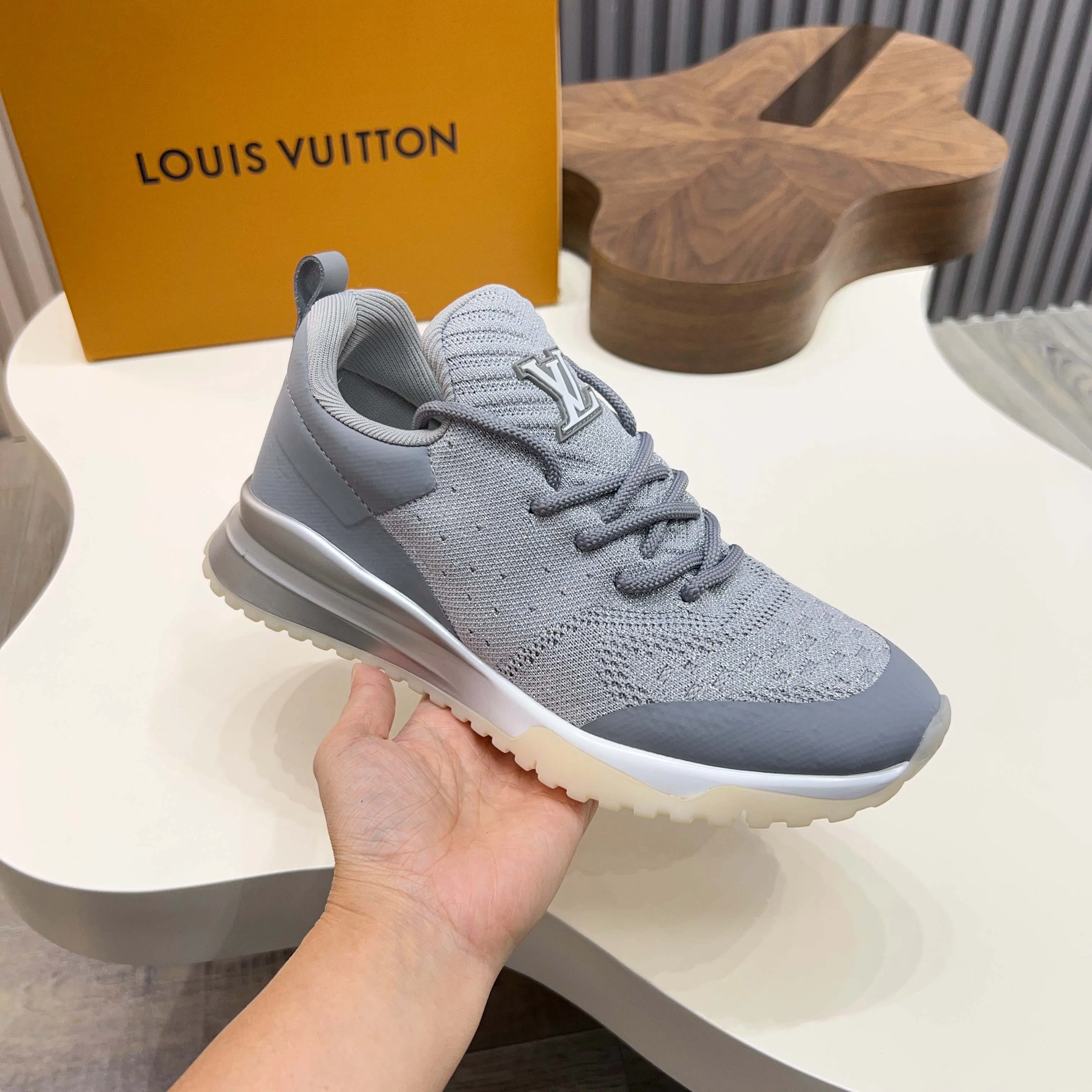 LV 27FW QVUSQNN 162 운동화 4