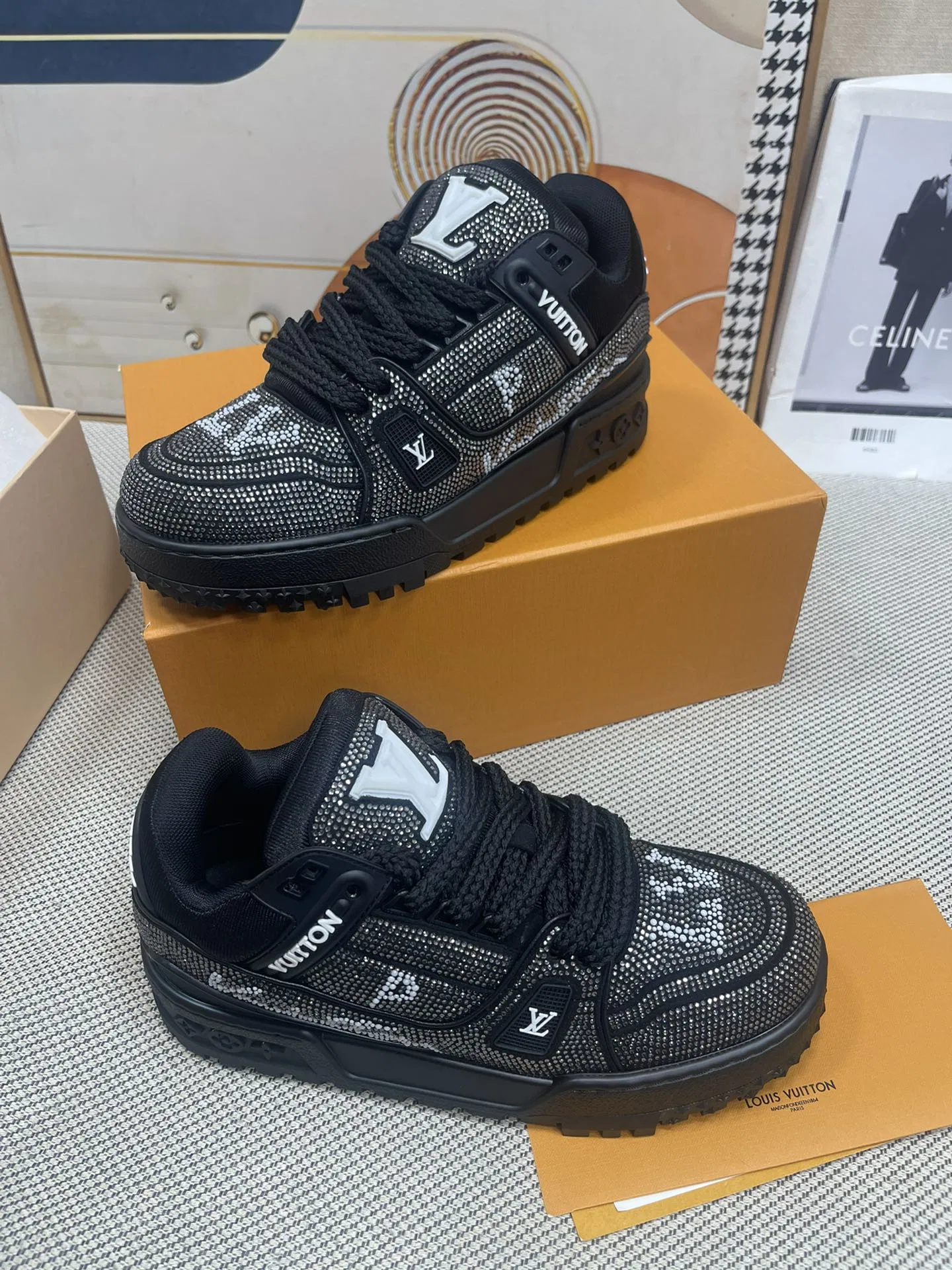 LV 27FW QVUSQNN 226 스니커즈 3