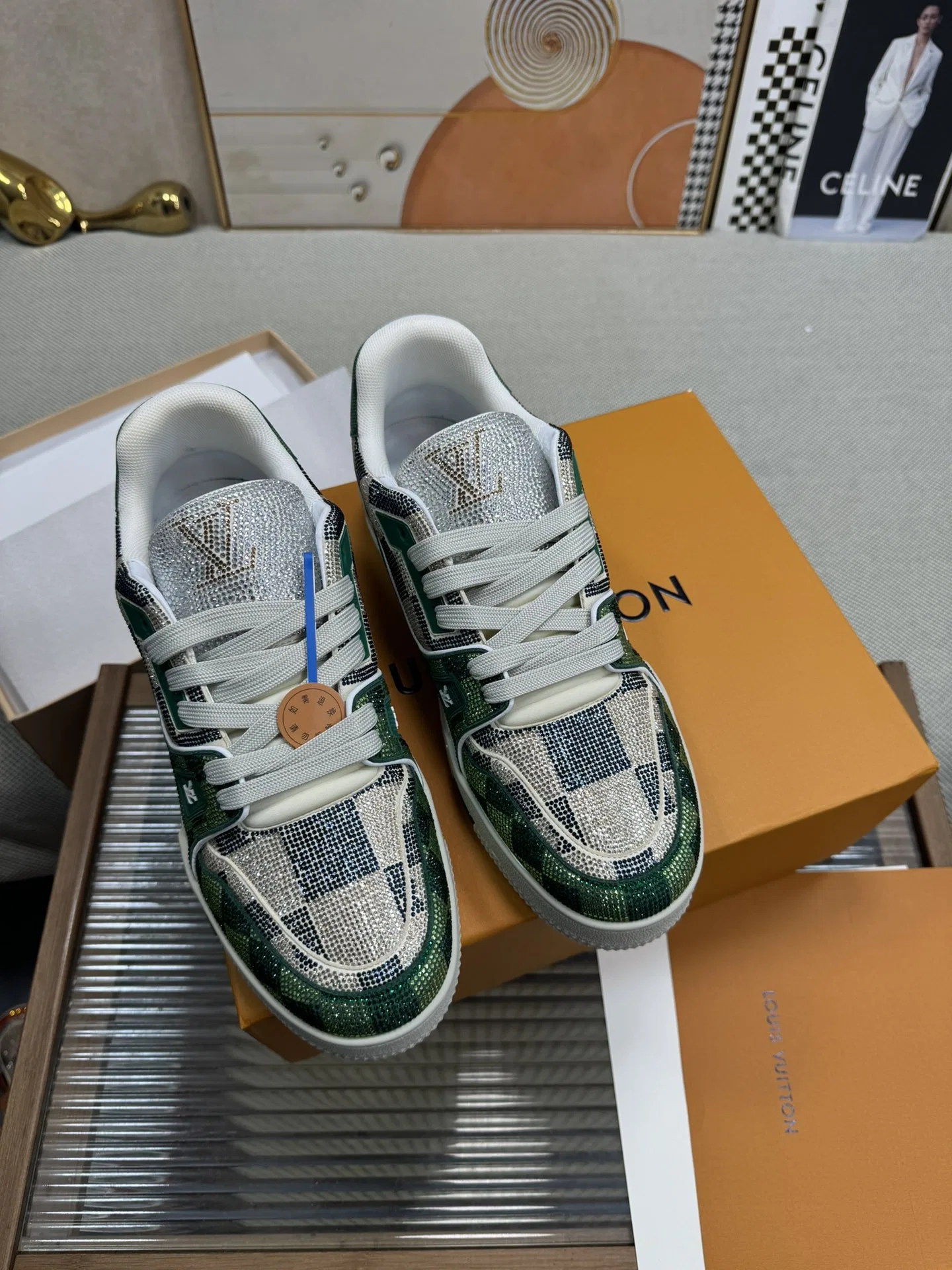 LV 27FW QVUSQNN 227 스니커즈