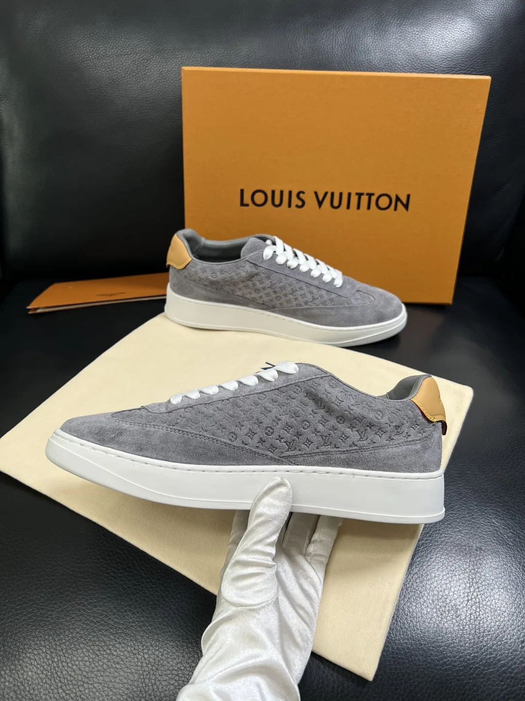 LV 27FW QVUSQNN 239 스니커즈 5