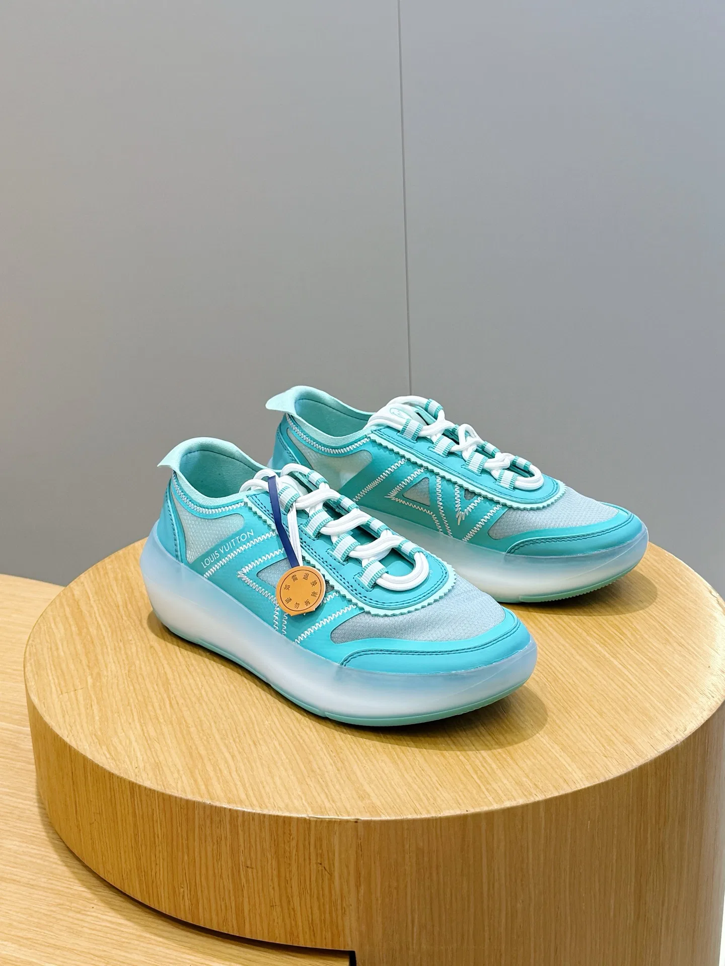 LV 27FW QVUSQNN 258 운동화 4