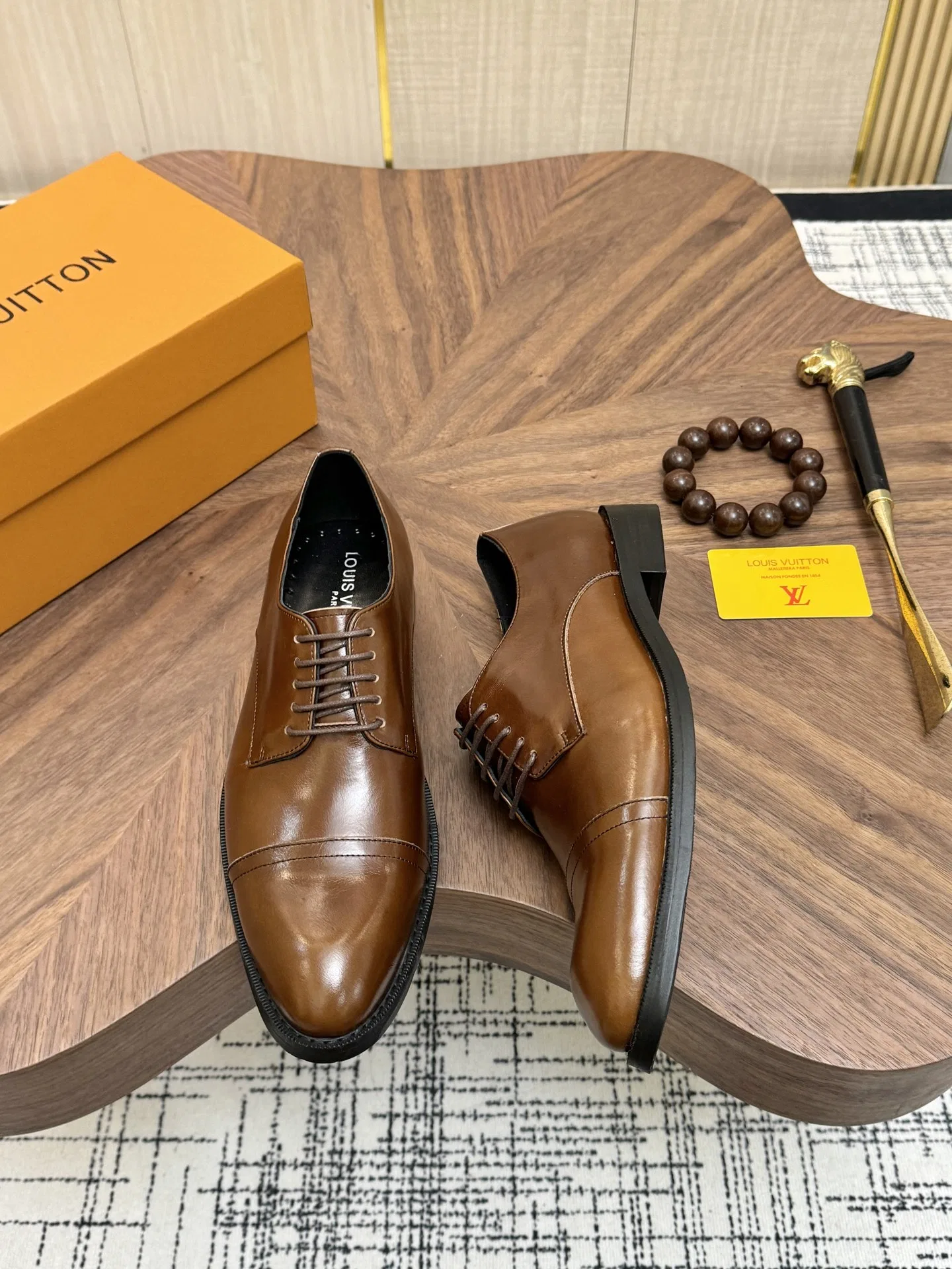 LV 27FW VCICDVH 010 구두